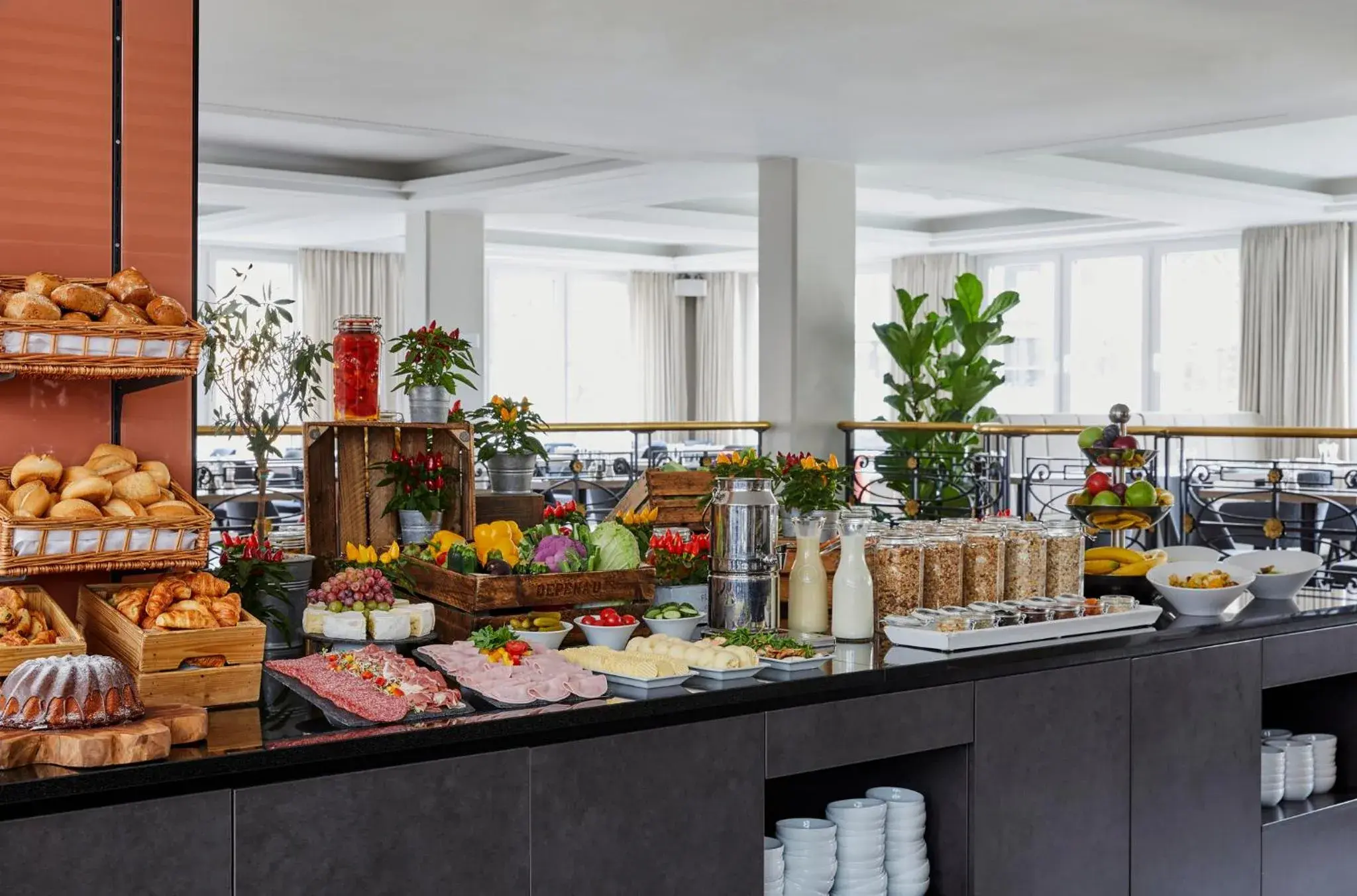 Breakfast in Crowne Plaza Hamburg-City Alster by IHG Breakfast in Crowne Plaza Hamburg-City Alster by IHG