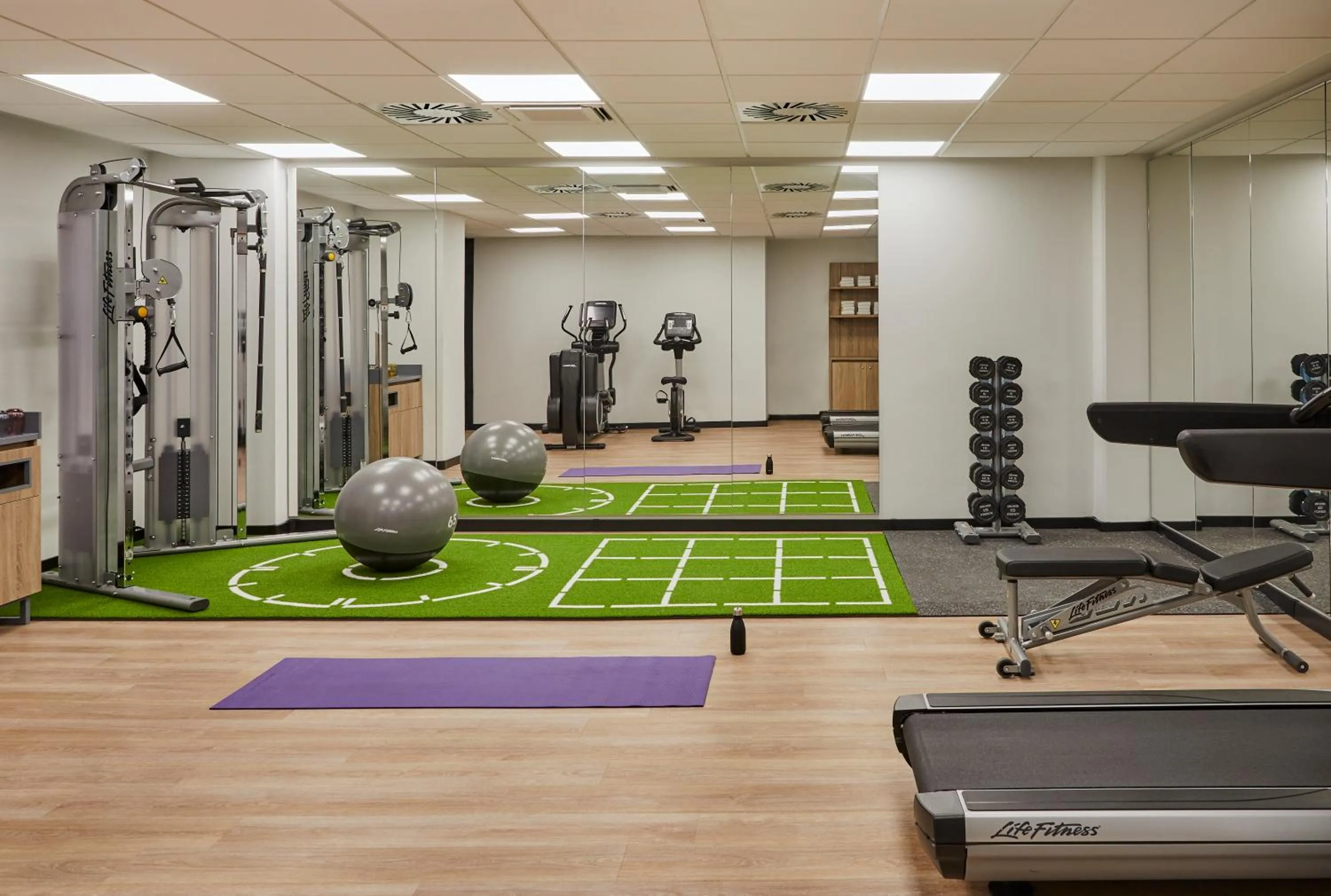Fitness centre/facilities in Crowne Plaza Hamburg-City Alster by IHG