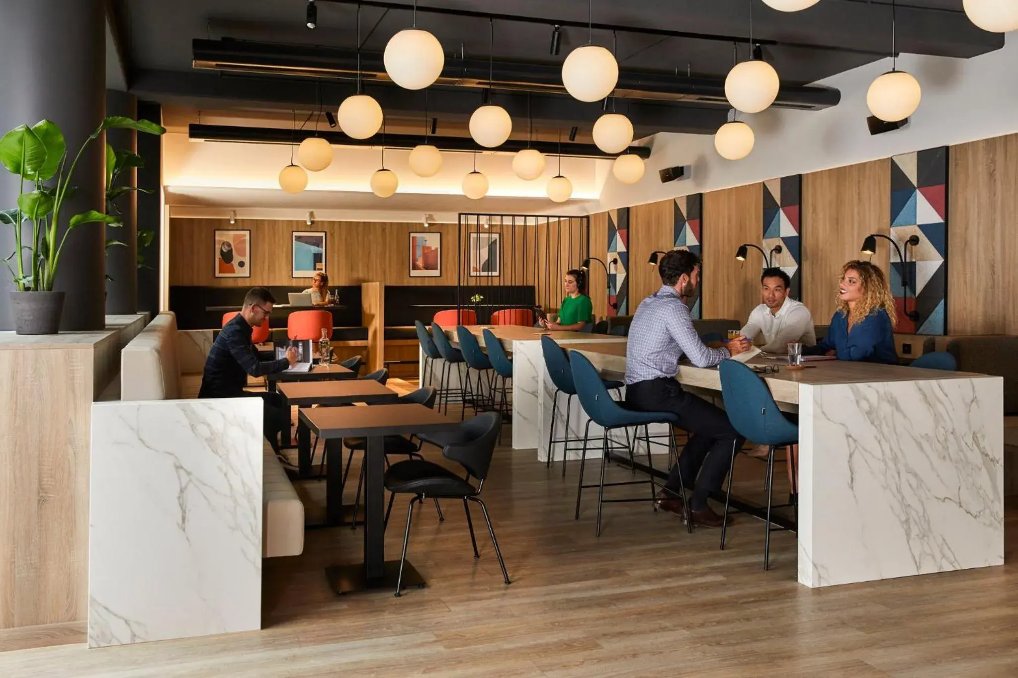 Restaurant/places to eat in Crowne Plaza Hamburg-City Alster by IHG Restaurant/places to eat in Crowne Plaza Hamburg-City Alster by IHG