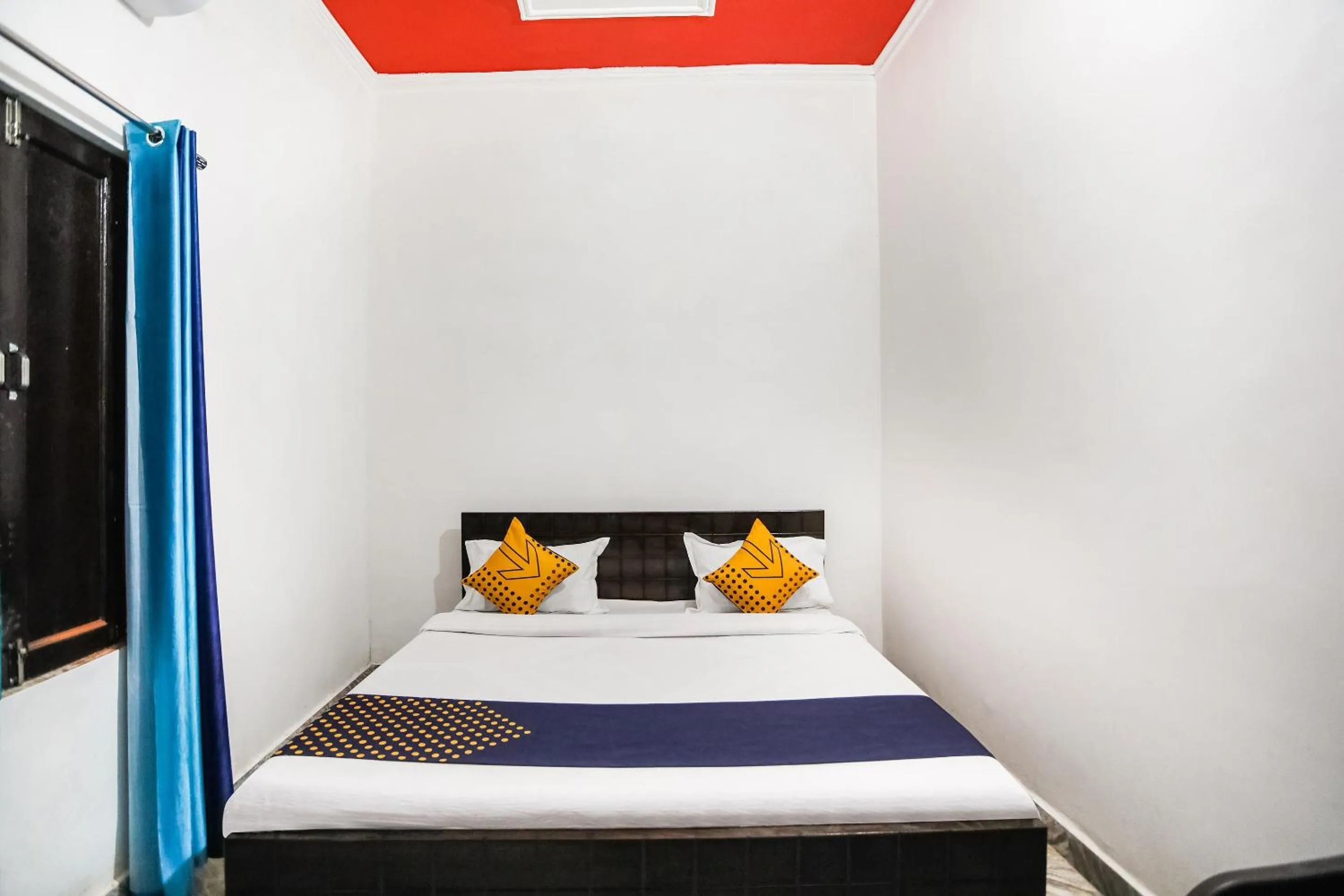 Lobby or reception in Hotel O by OYO Dollar