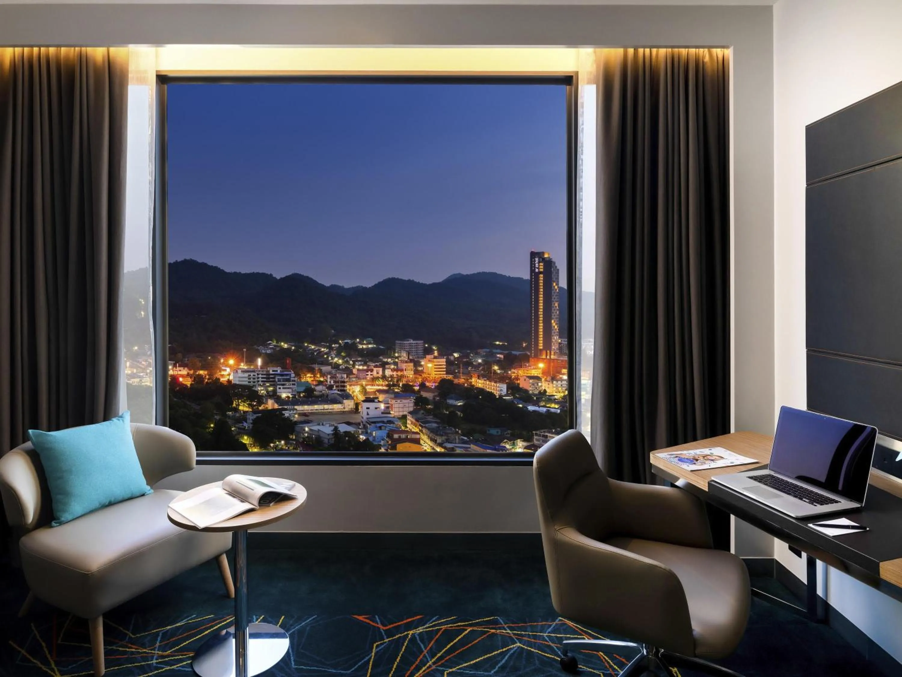 Bedroom in Novotel Marina Sriracha