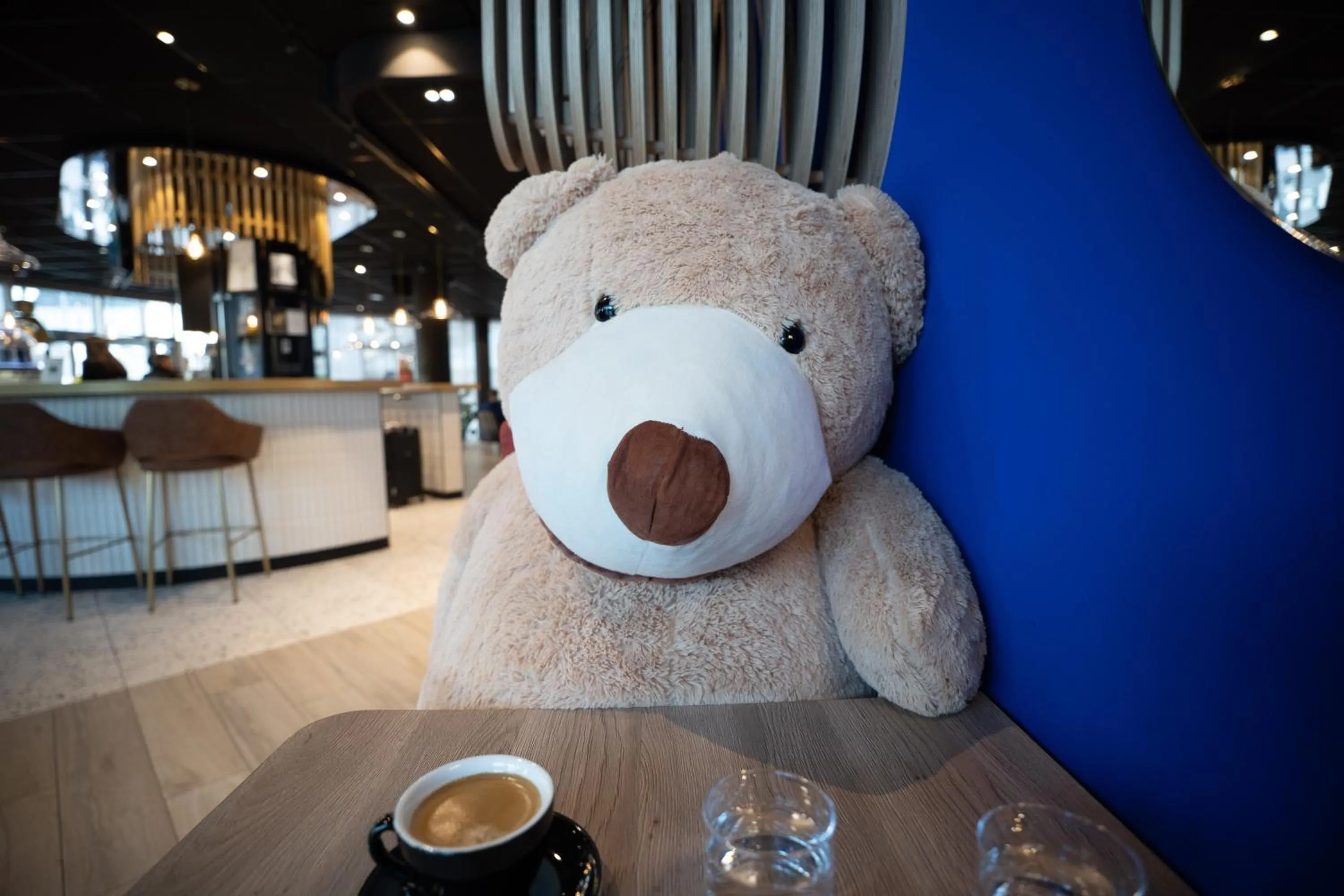 Lounge or bar in Novotel Angers Centre Gare