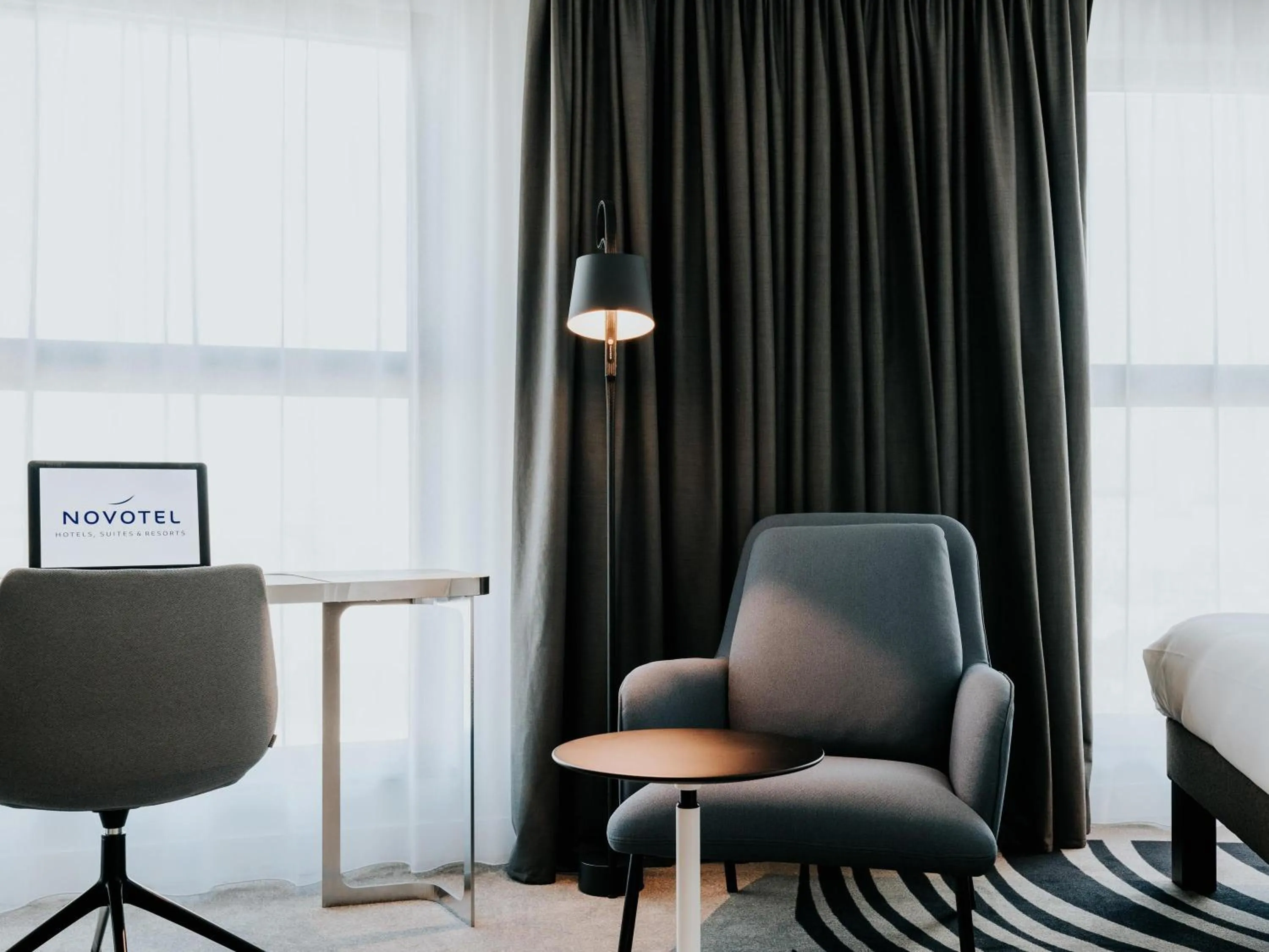 Bedroom in Novotel Angers Centre Gare