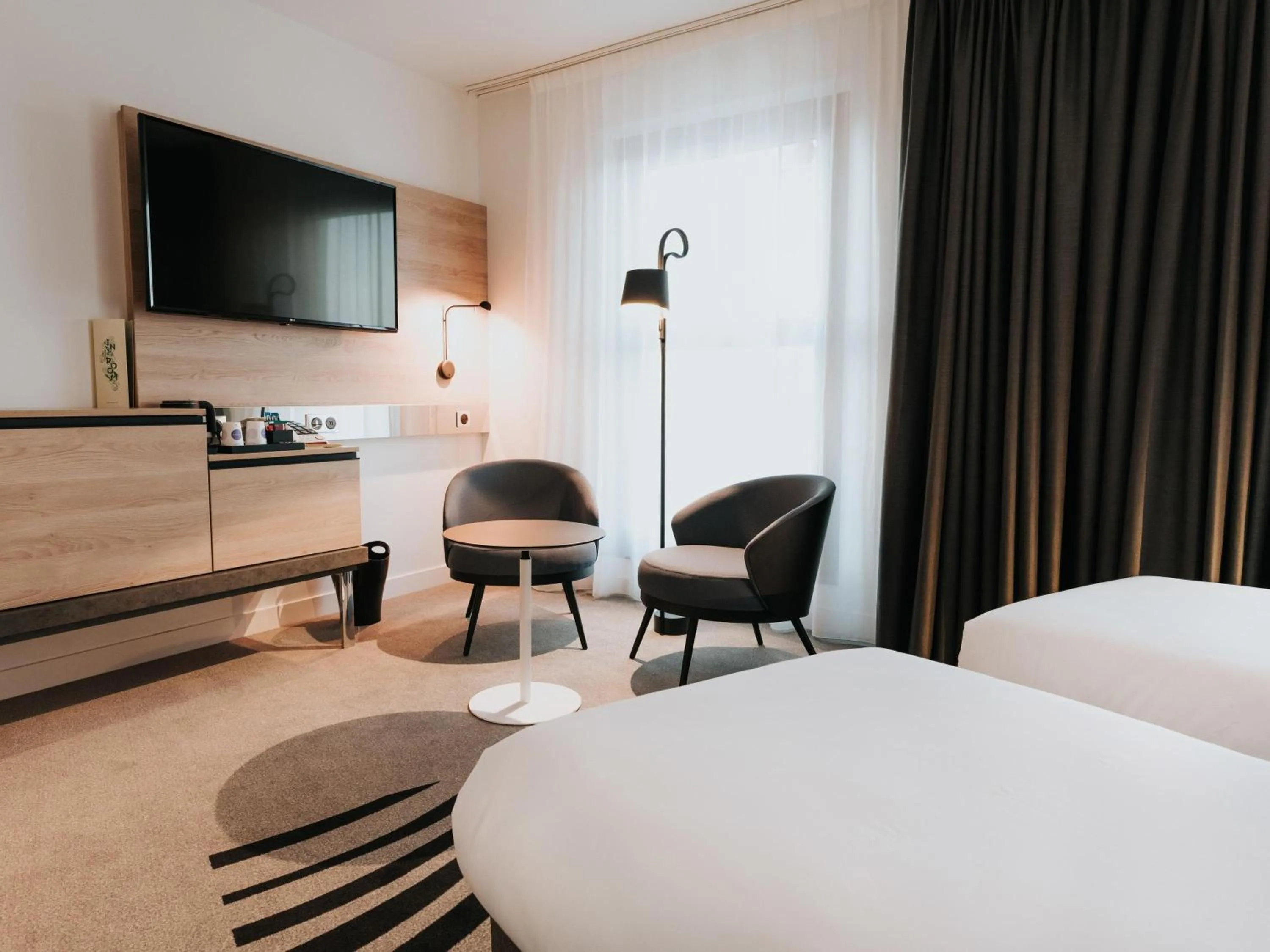 Bedroom, Bed in Novotel Angers Centre Gare