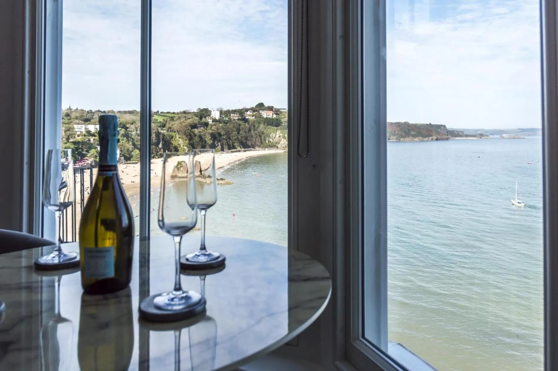 Floor plan in Pieces of Eight - 2 Bedroom Apartment - Tenby - (Windsor House)