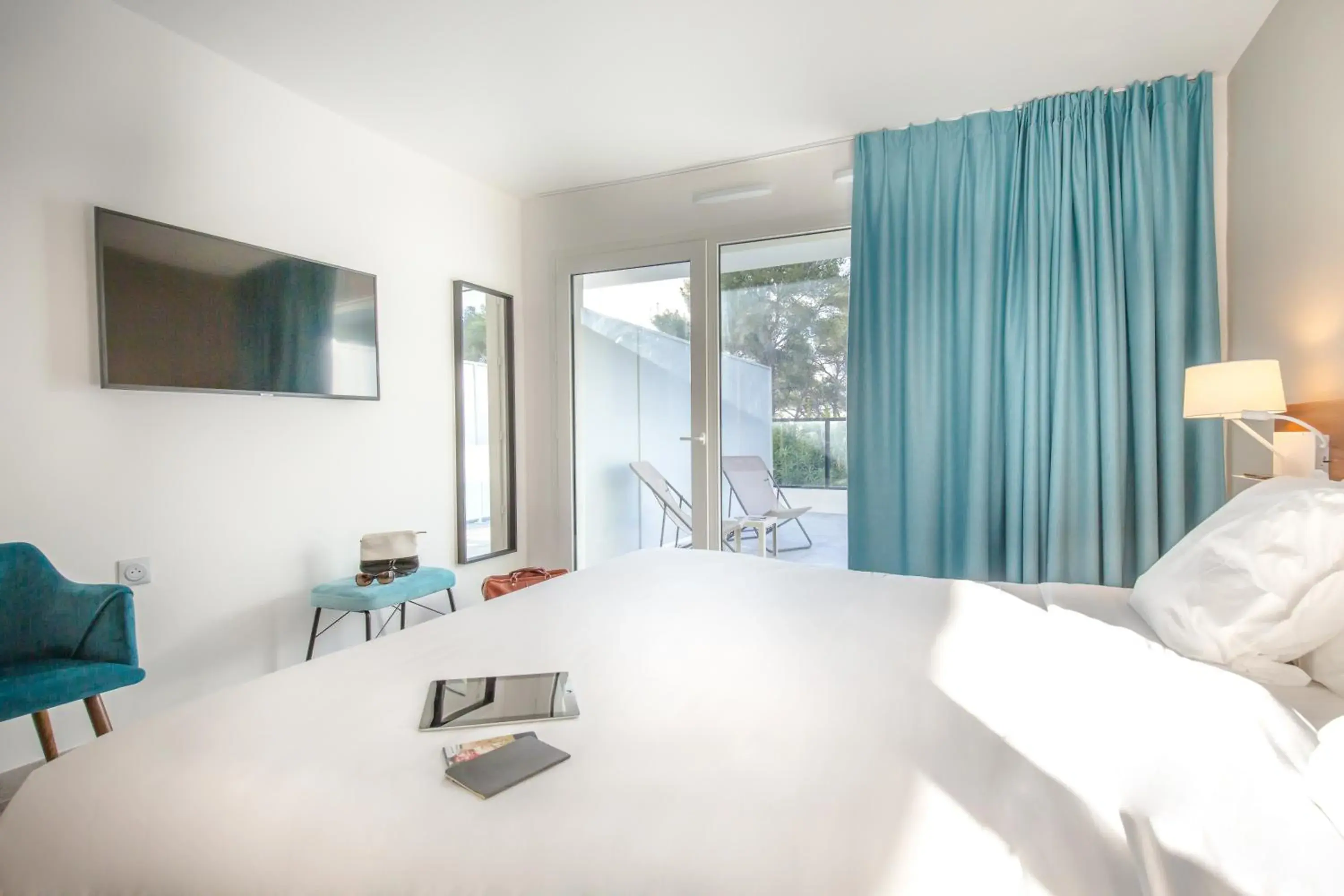 Balcony/Terrace, Bed in SOWELL HOTELS La Plage Balcony/Terrace, Bed in SOWELL HOTELS La Plage