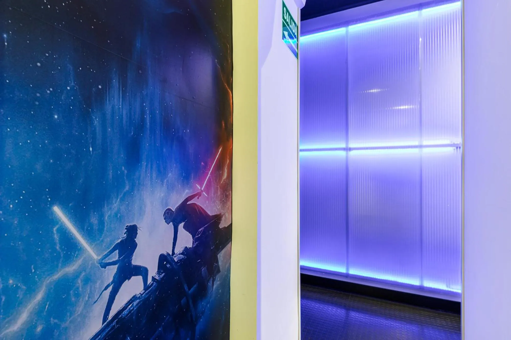 Art Seven Hostel Capsules