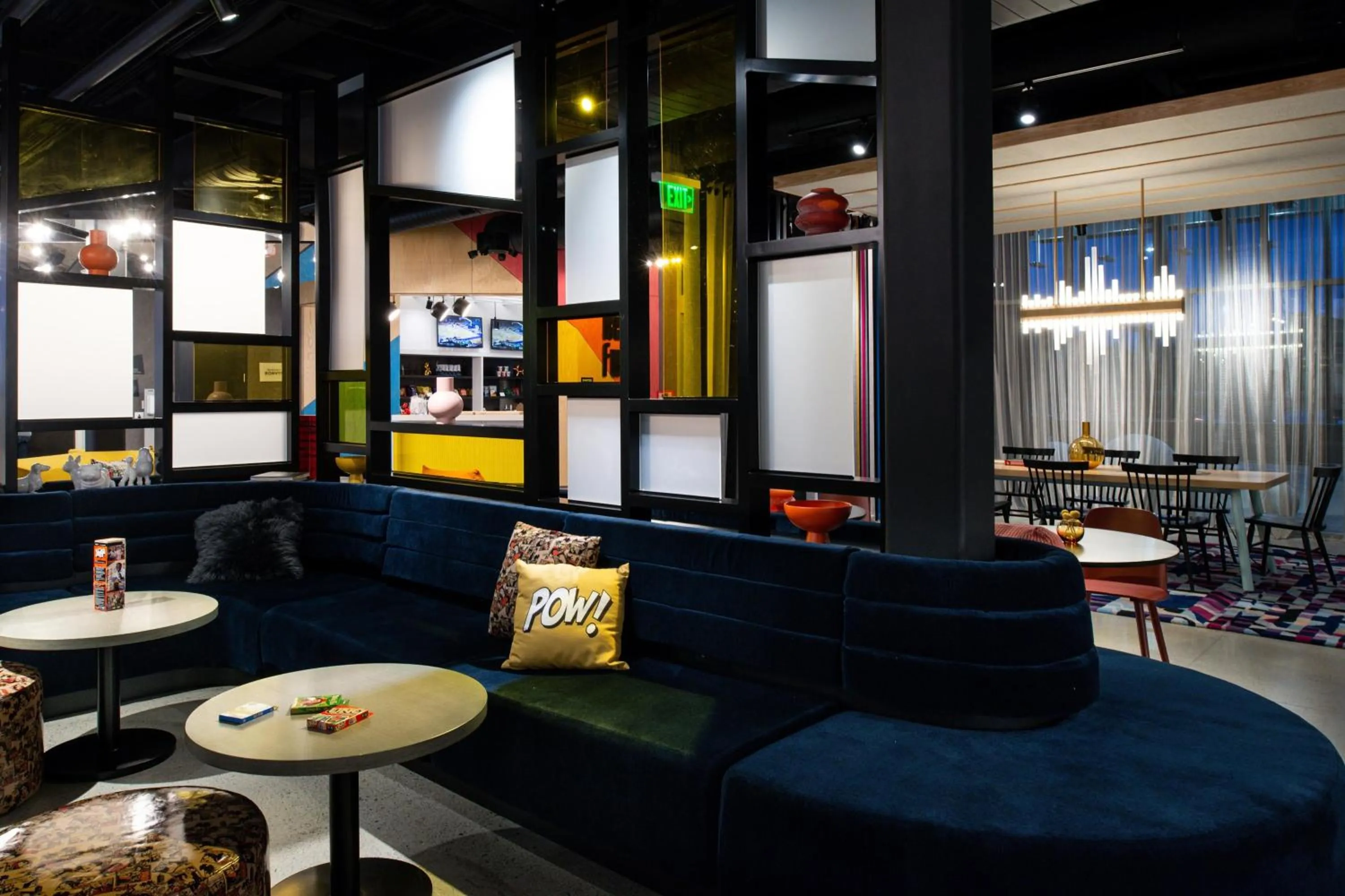 Lobby or reception in Aloft Charlotte Airport