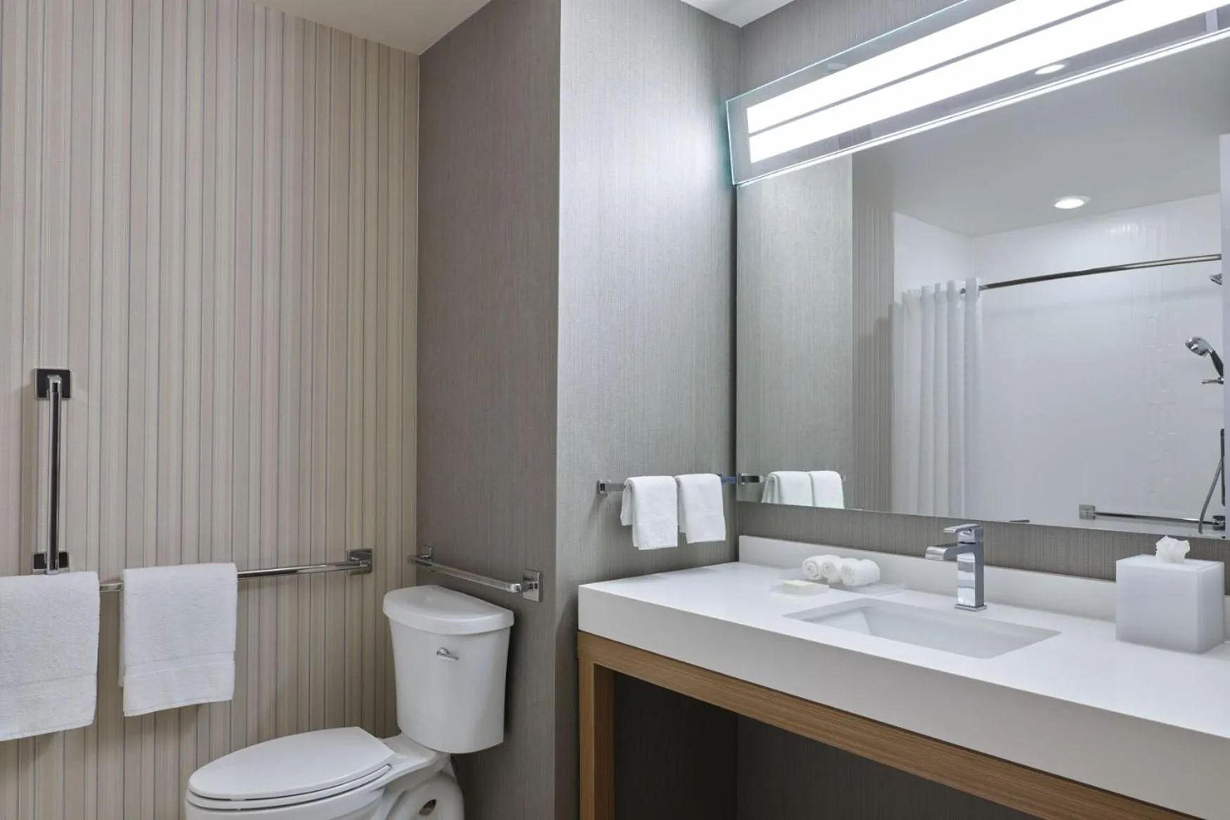 Bathroom in Courtyard Denver Aurora