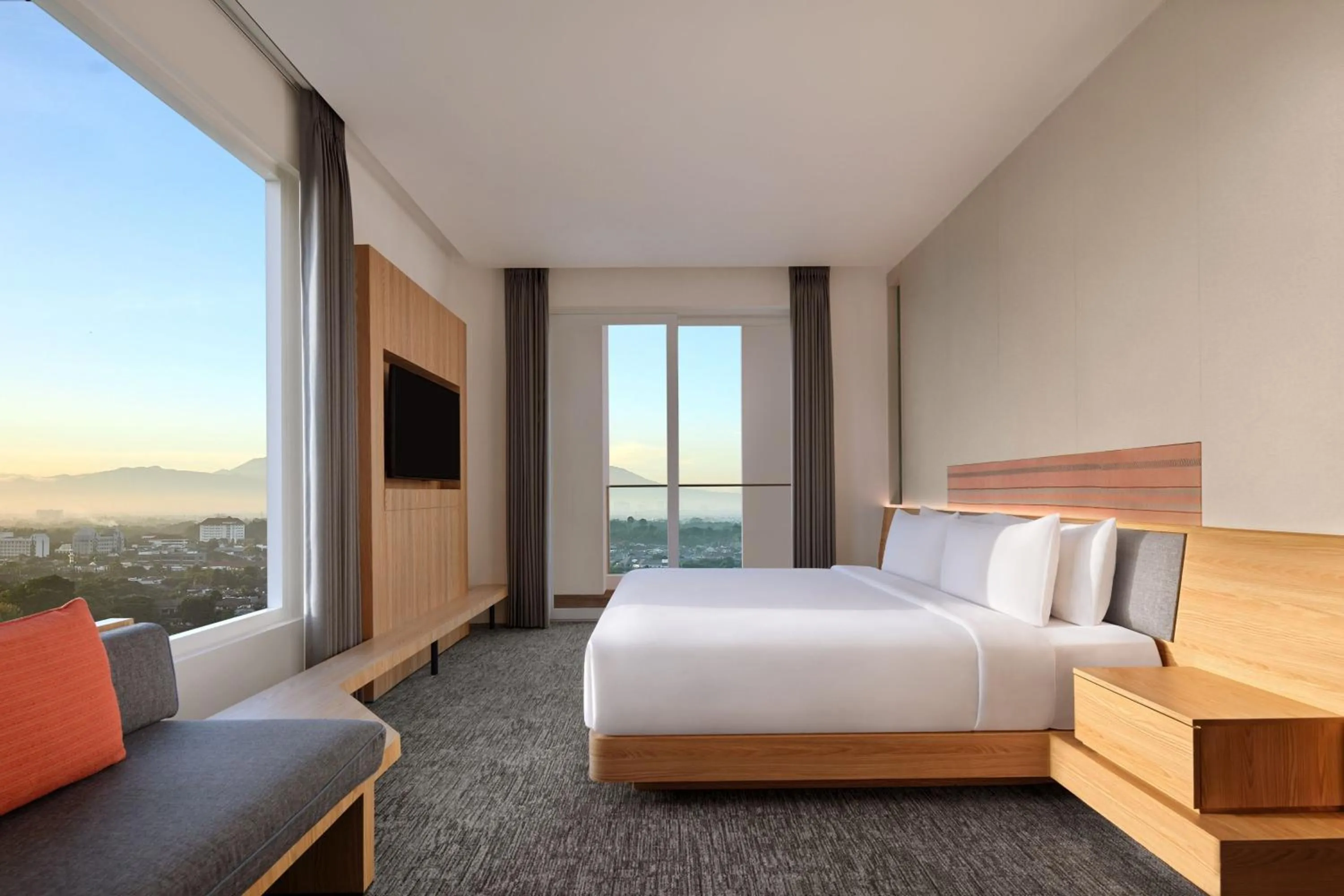 Photo of the whole room, Bed in Aloft South Jakarta