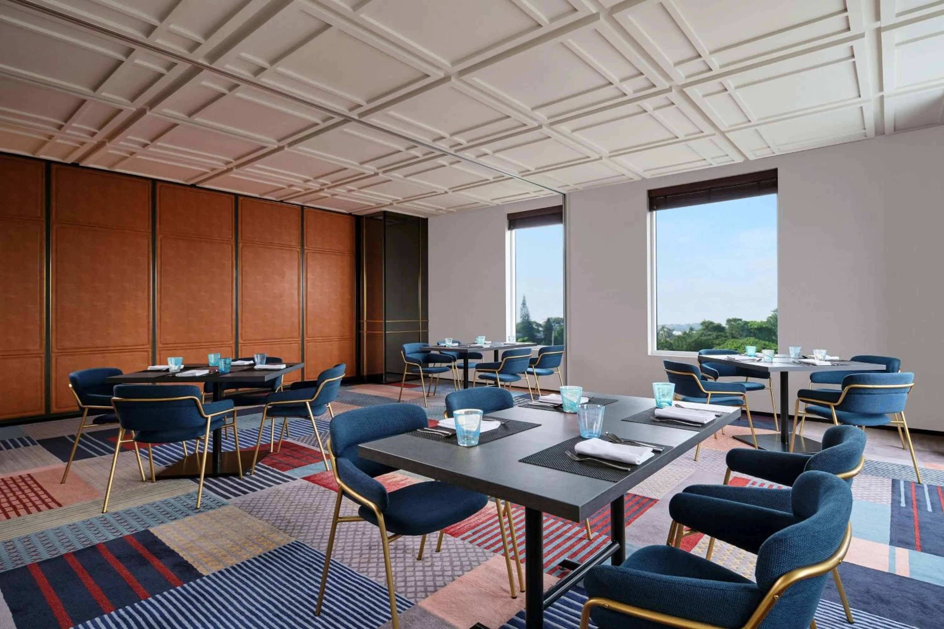 Restaurant/places to eat in Aloft South Jakarta