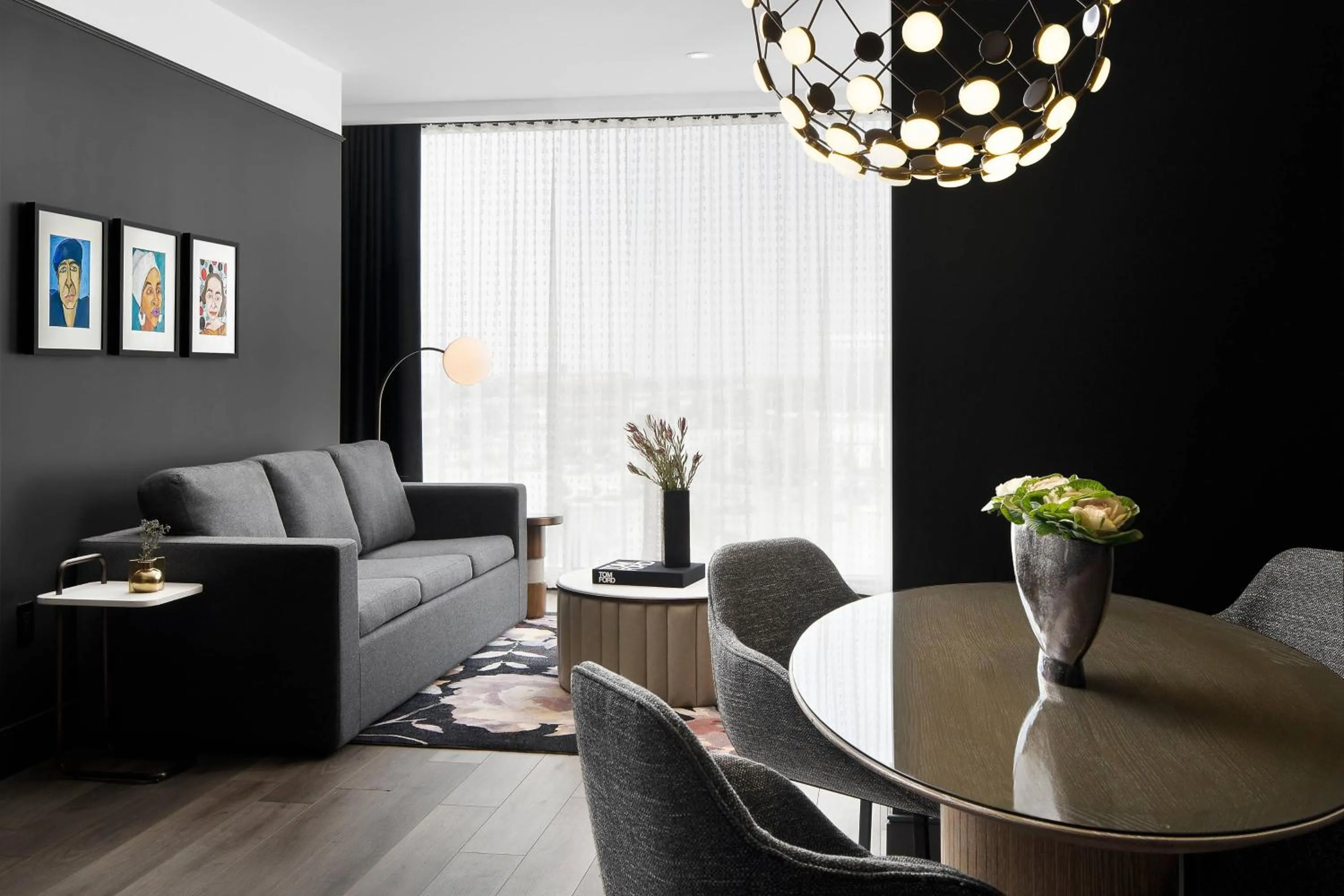 Photo of the whole room in Renaissance Milwaukee West Hotel