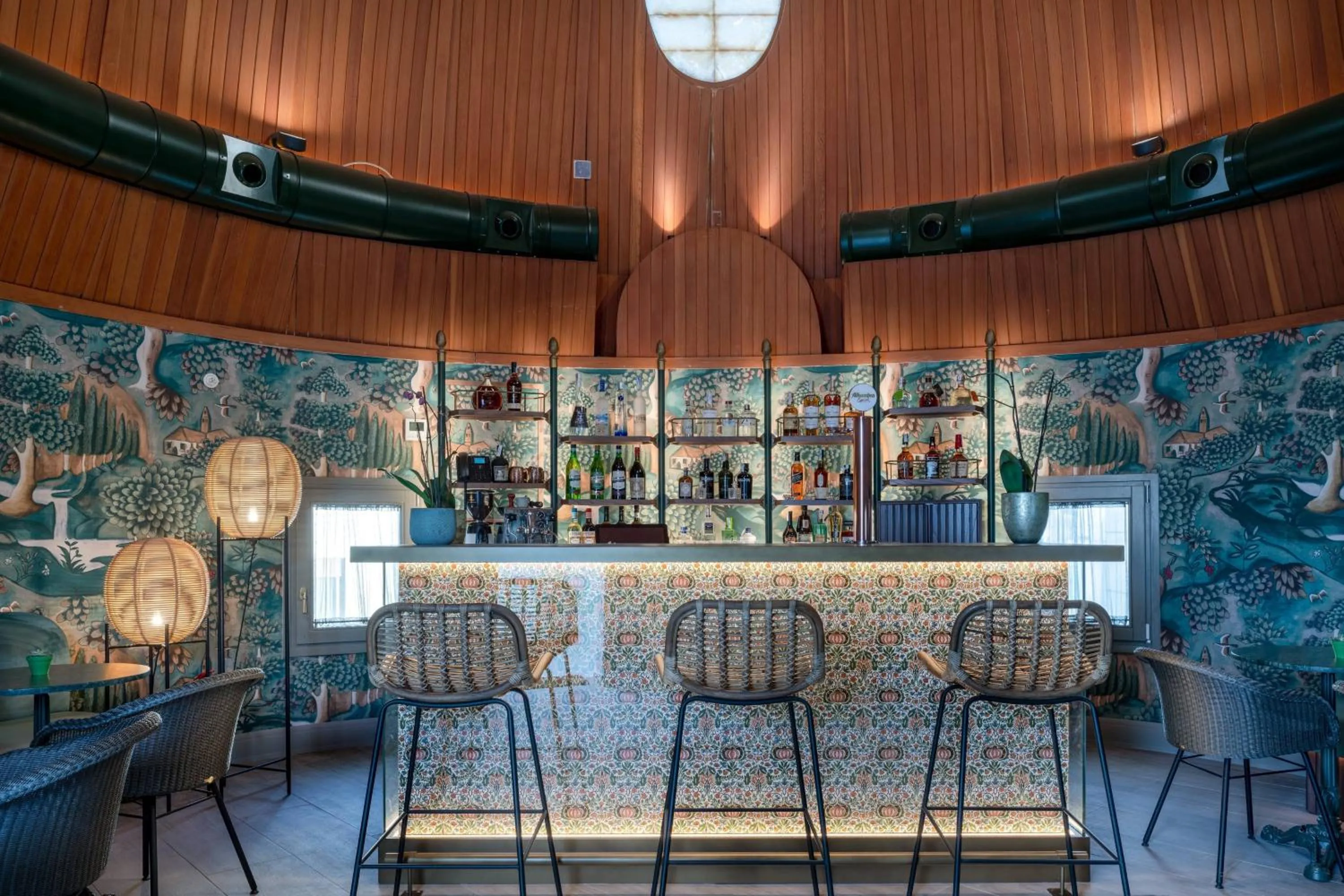 Lounge or bar in Palacio Santa Clara, Autograph Collection