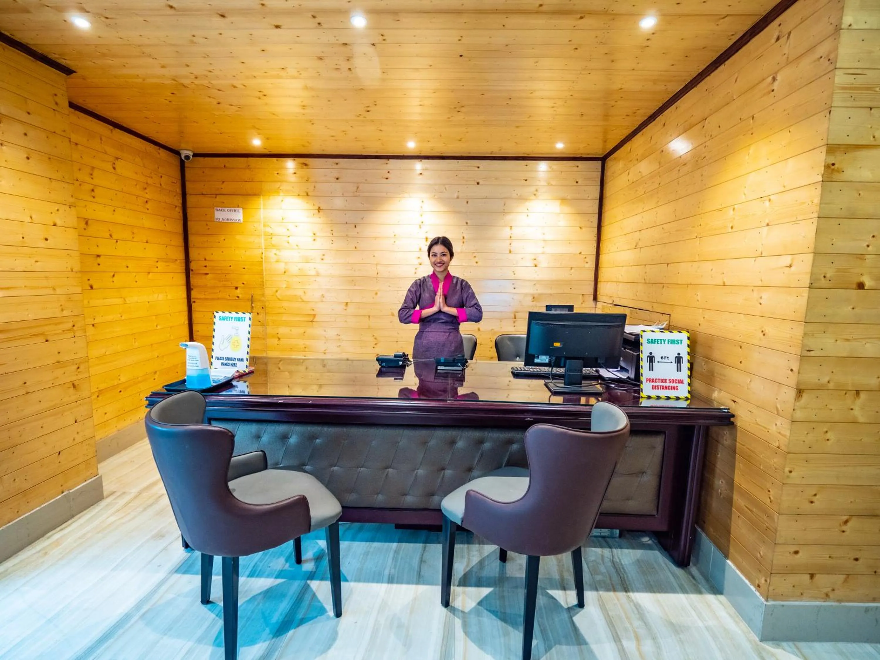 Lobby or reception in Sumitel Shangrila