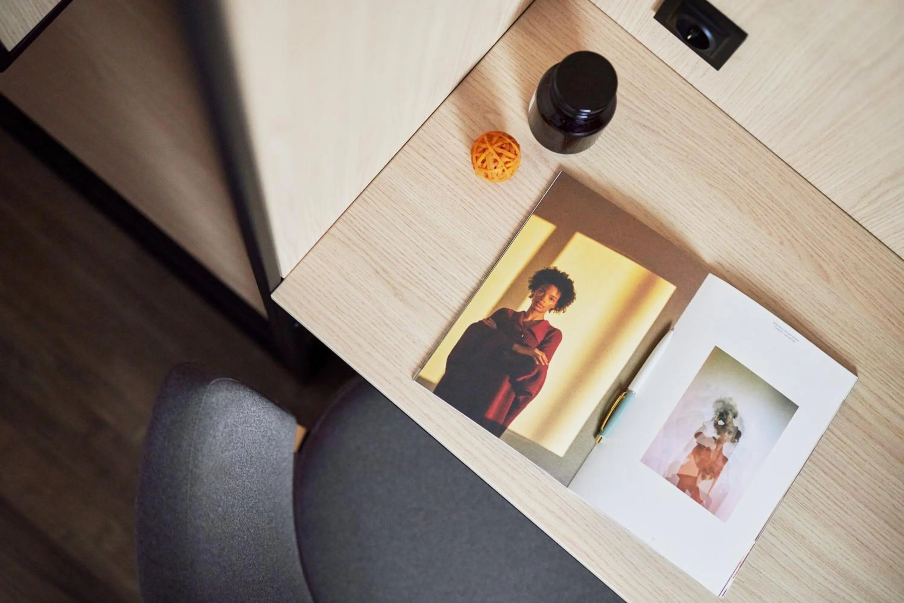 Photo of the whole room in Hotel Central Hamburg