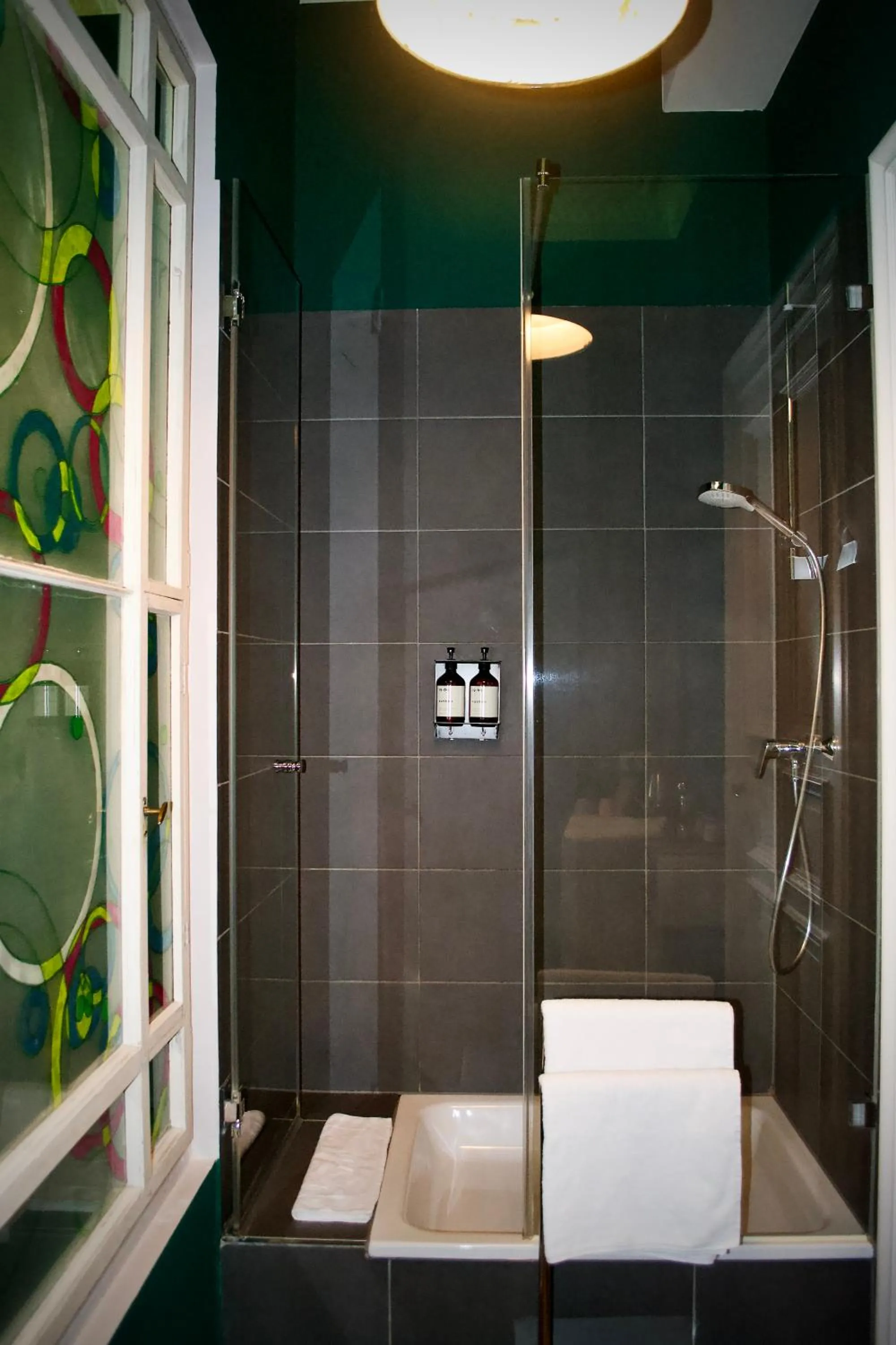 Shower in Wil7 Boutique Hotel