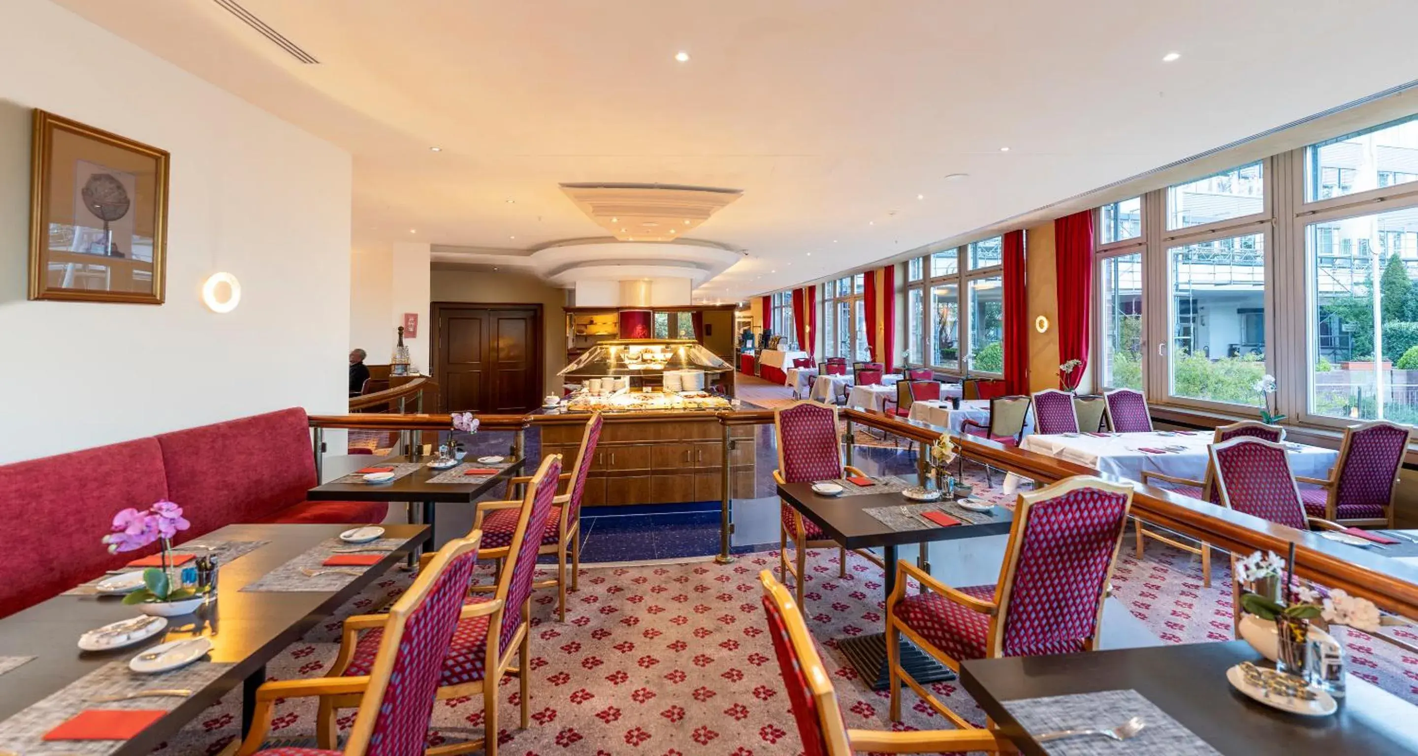 Restaurant/places to eat in PLAZA Premium Schwerin Sure Hotel Collection by Best Western Restaurant/places to eat in PLAZA Premium Schwerin Sure Hotel Collection by Best Western