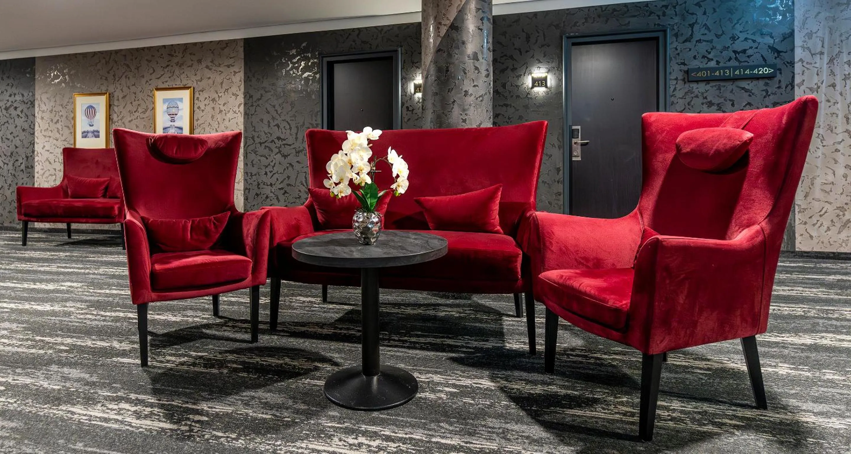 Seating area in PLAZA Premium Schwerin Sure Hotel Collection by Best Western