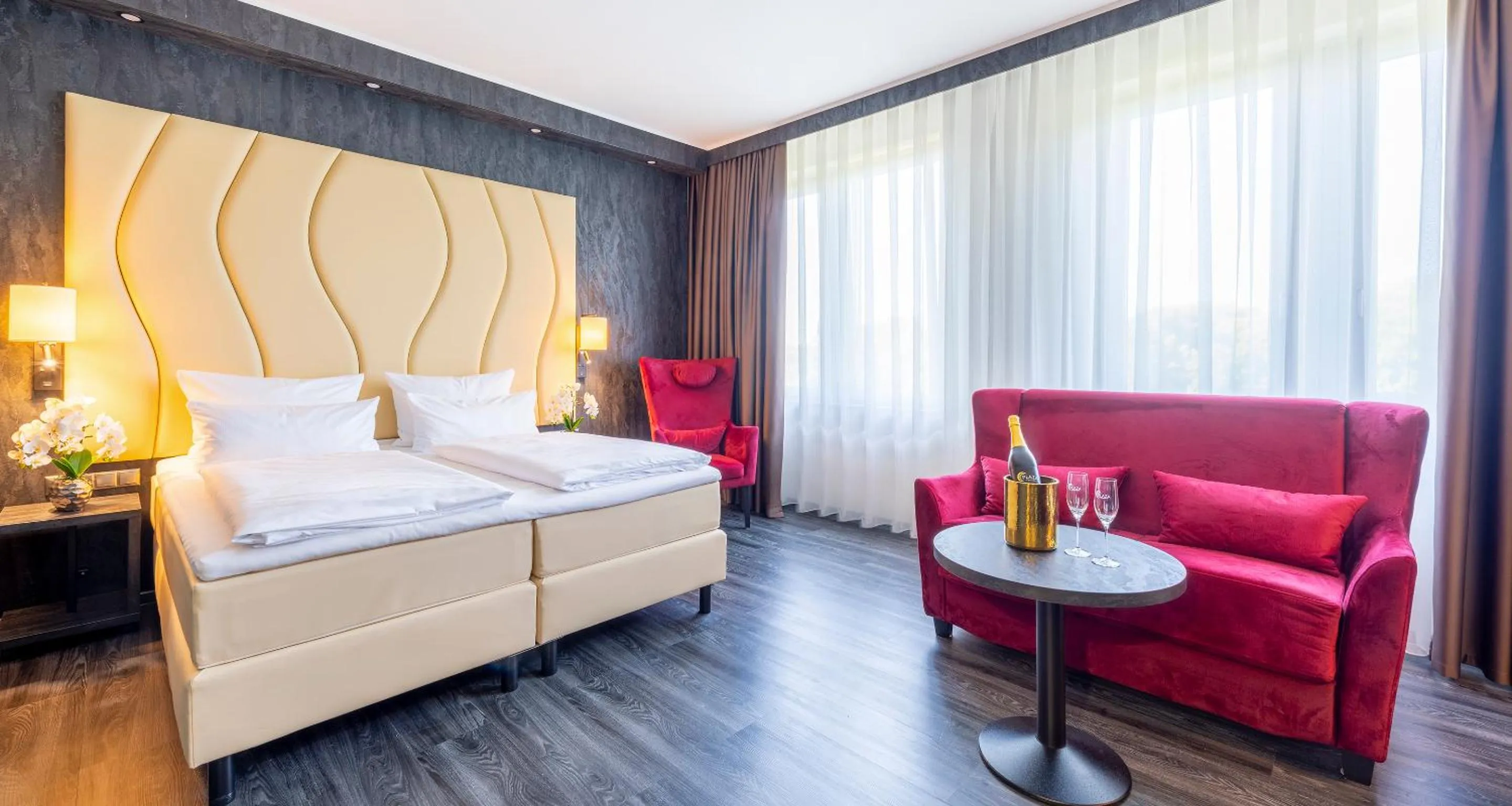 Bed in PLAZA Premium Schwerin Sure Hotel Collection by Best Western