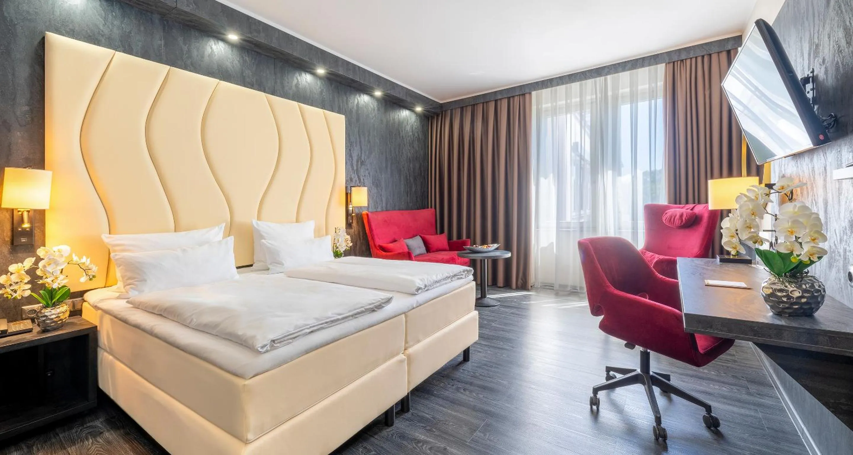 Bed in PLAZA Premium Schwerin Sure Hotel Collection by Best Western