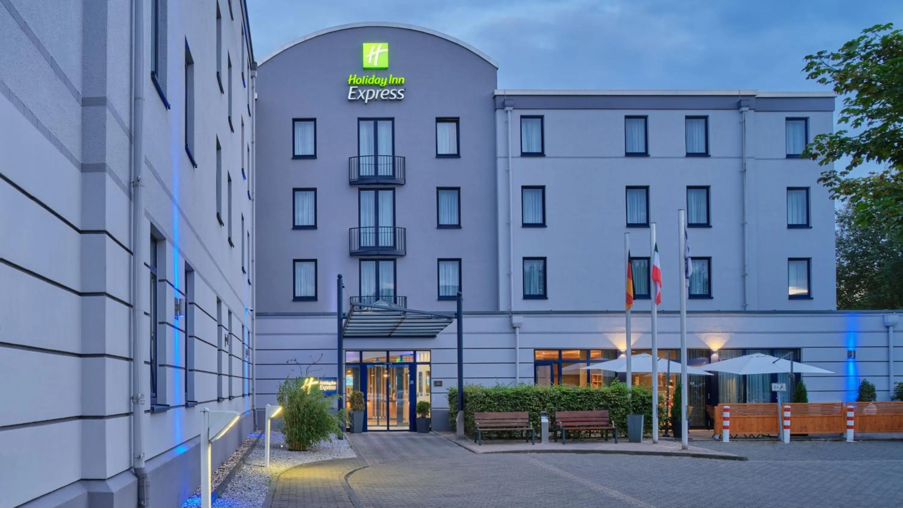 Property building in Holiday Inn Express Dortmund by IHG