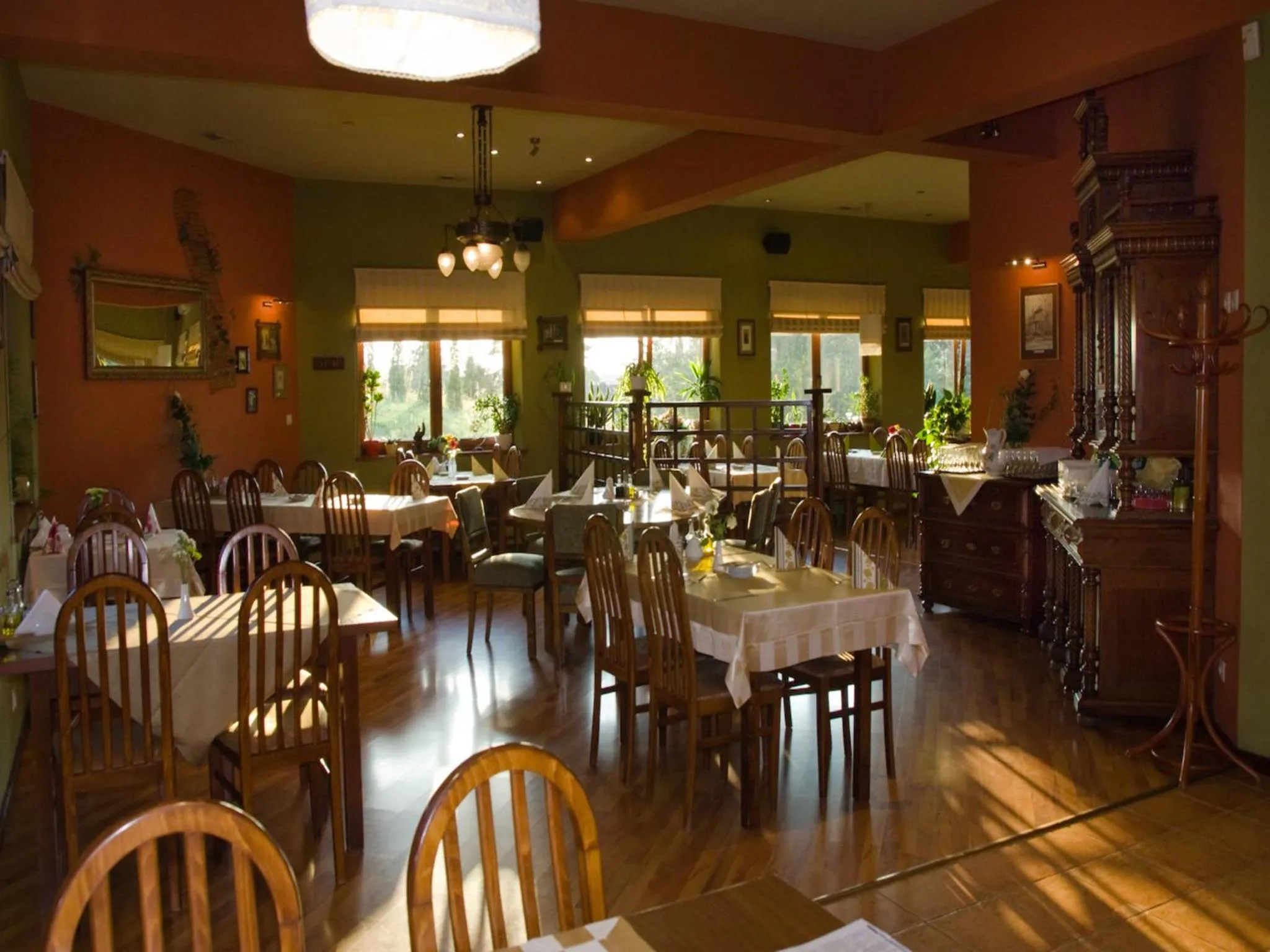 Restaurant/places to eat in Hotel Kochanów