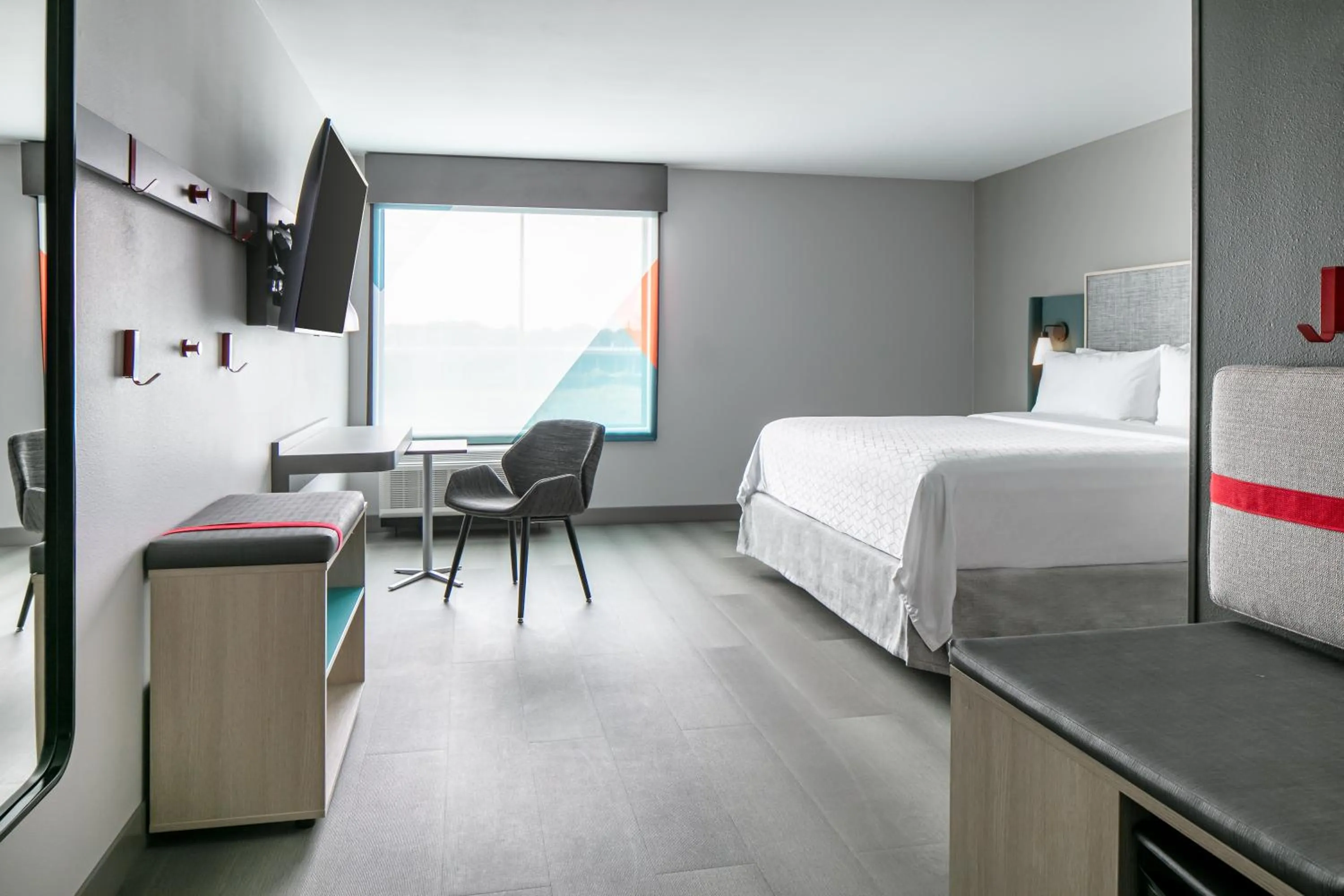 Photo of the whole room, Bed in Avid Hotels - Roseville - Minneapolis North by IHG