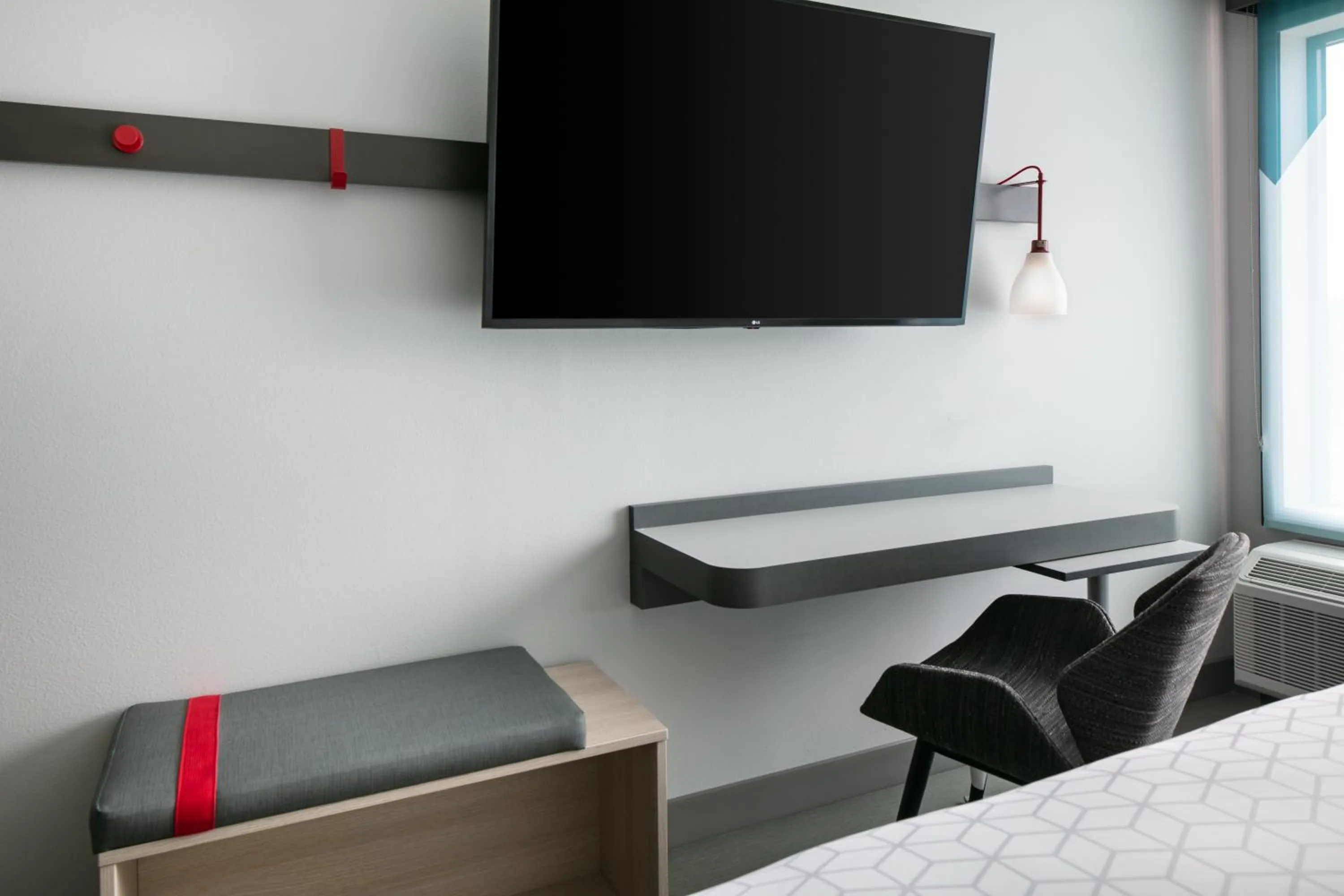 TV and multimedia in Avid Hotels - Roseville - Minneapolis North by IHG