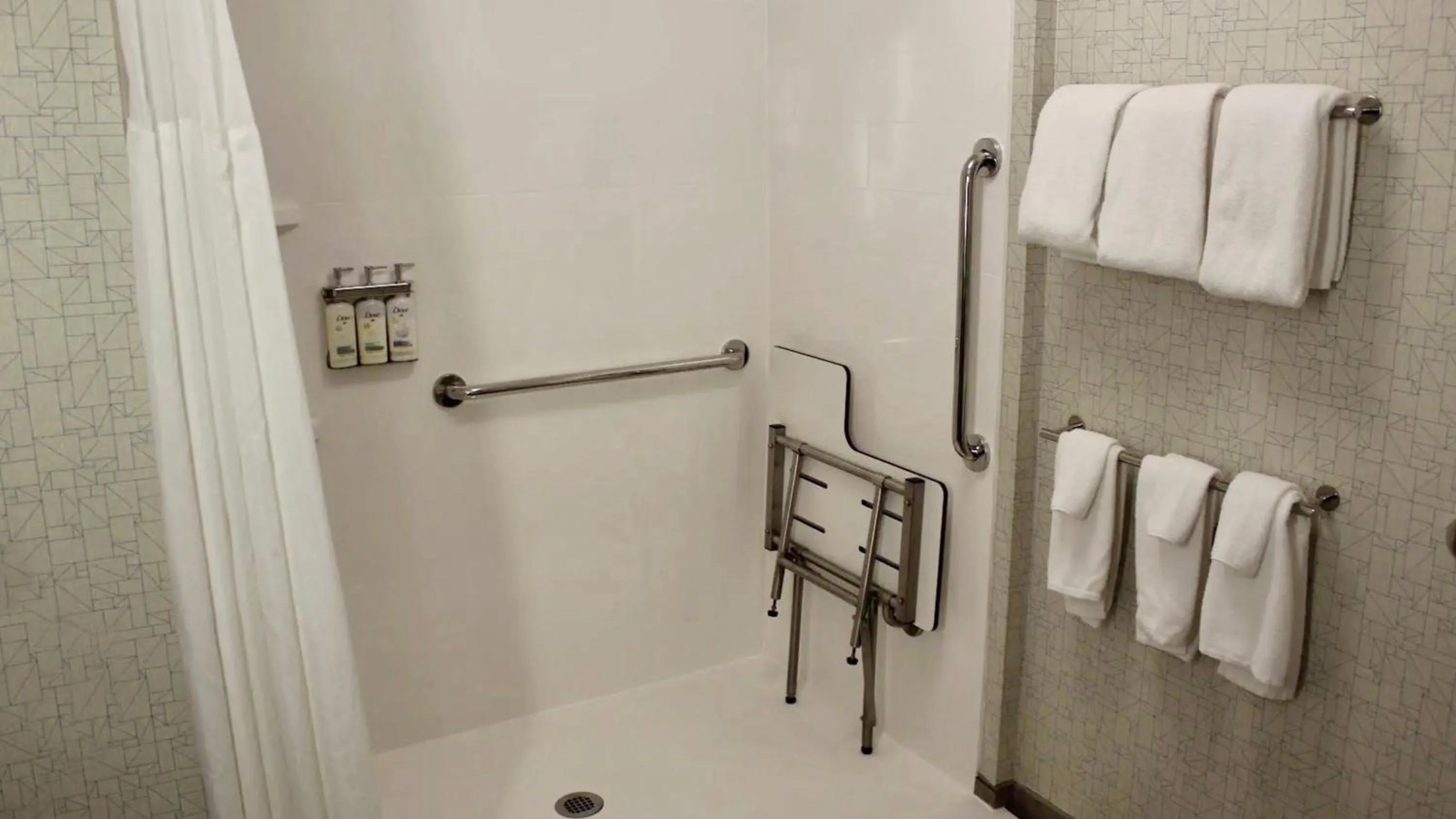 Photo of the whole room in Holiday Inn Express Amherst - Lockport by IHG