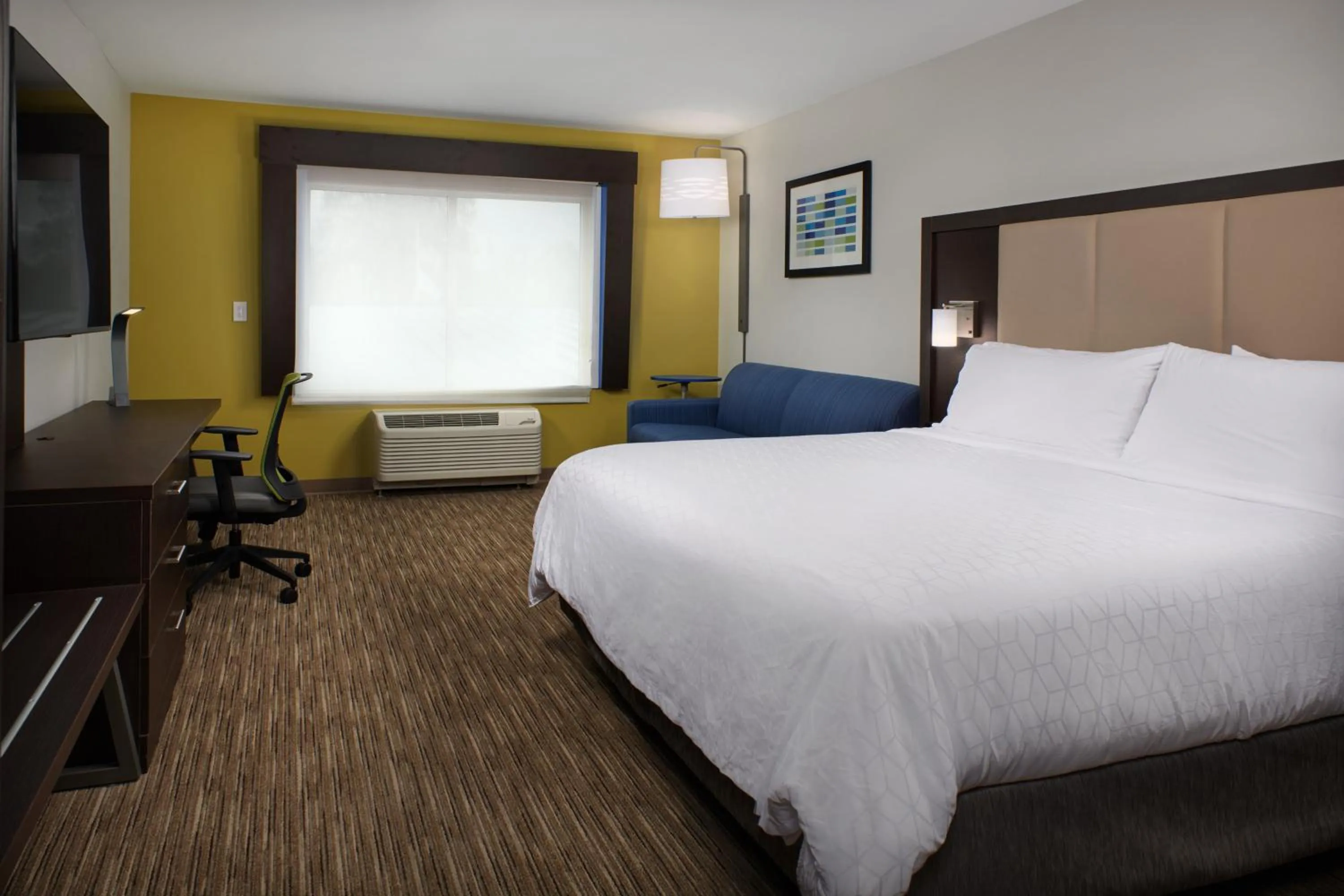 Photo of the whole room, Bed in Holiday Inn Express - Lockport by IHG