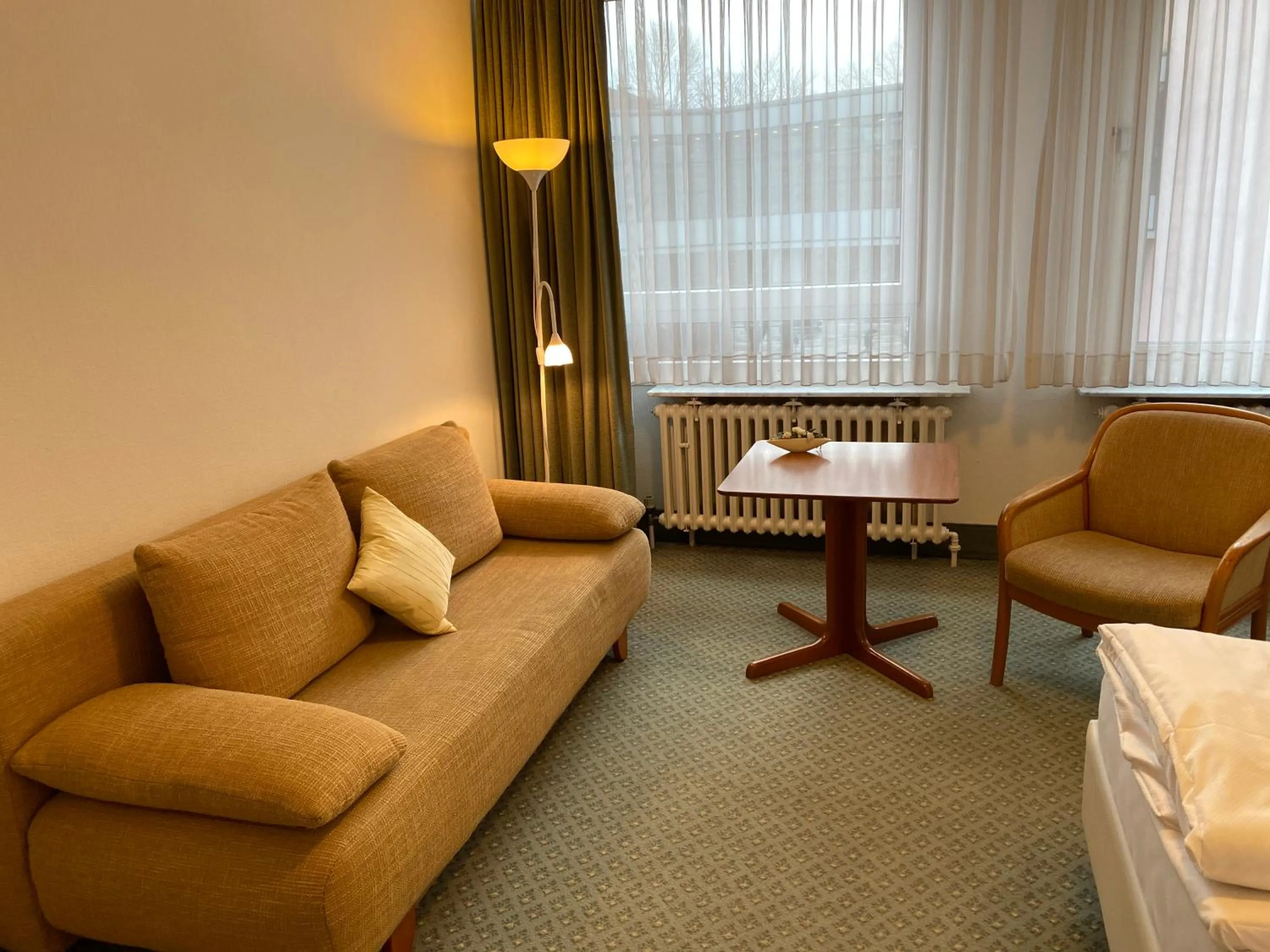 Seating area in Hotel Flensburger Hof