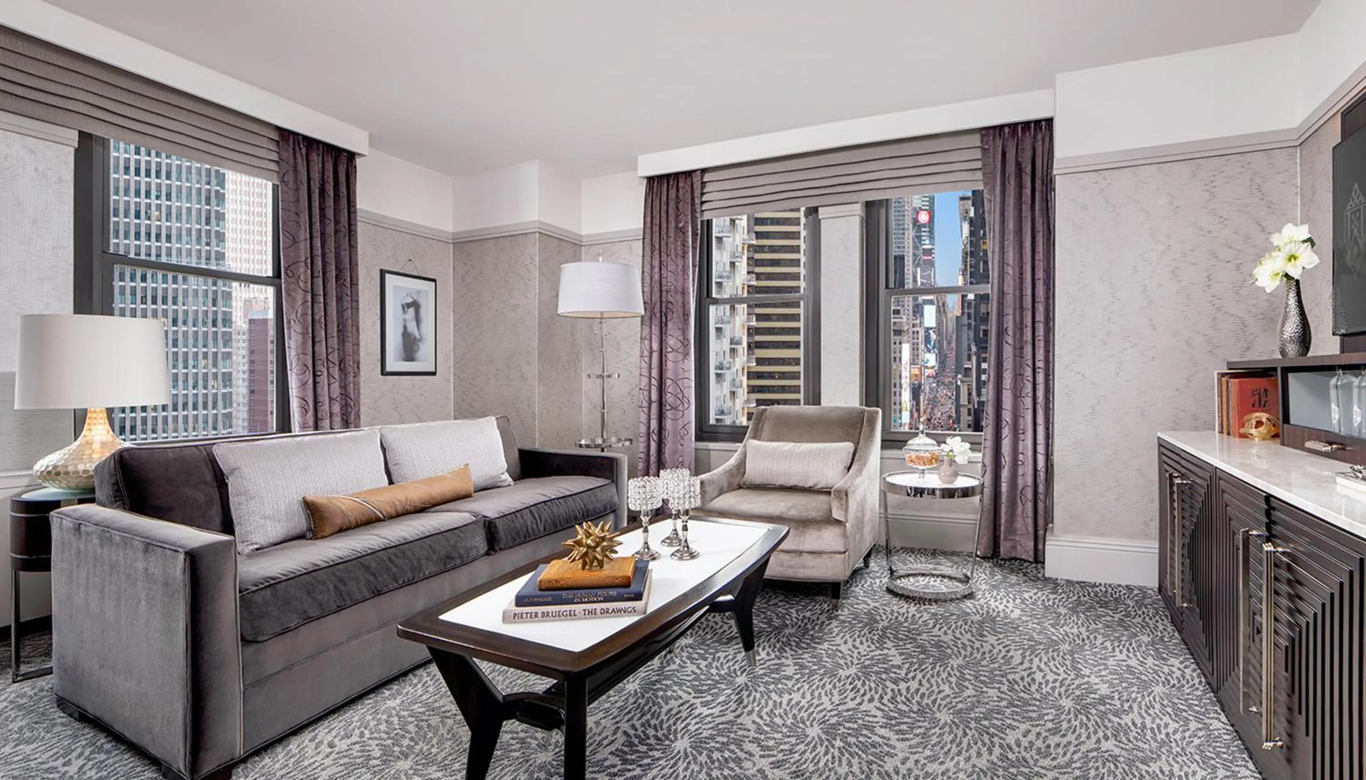 Living room in WestHouse Hotel New York