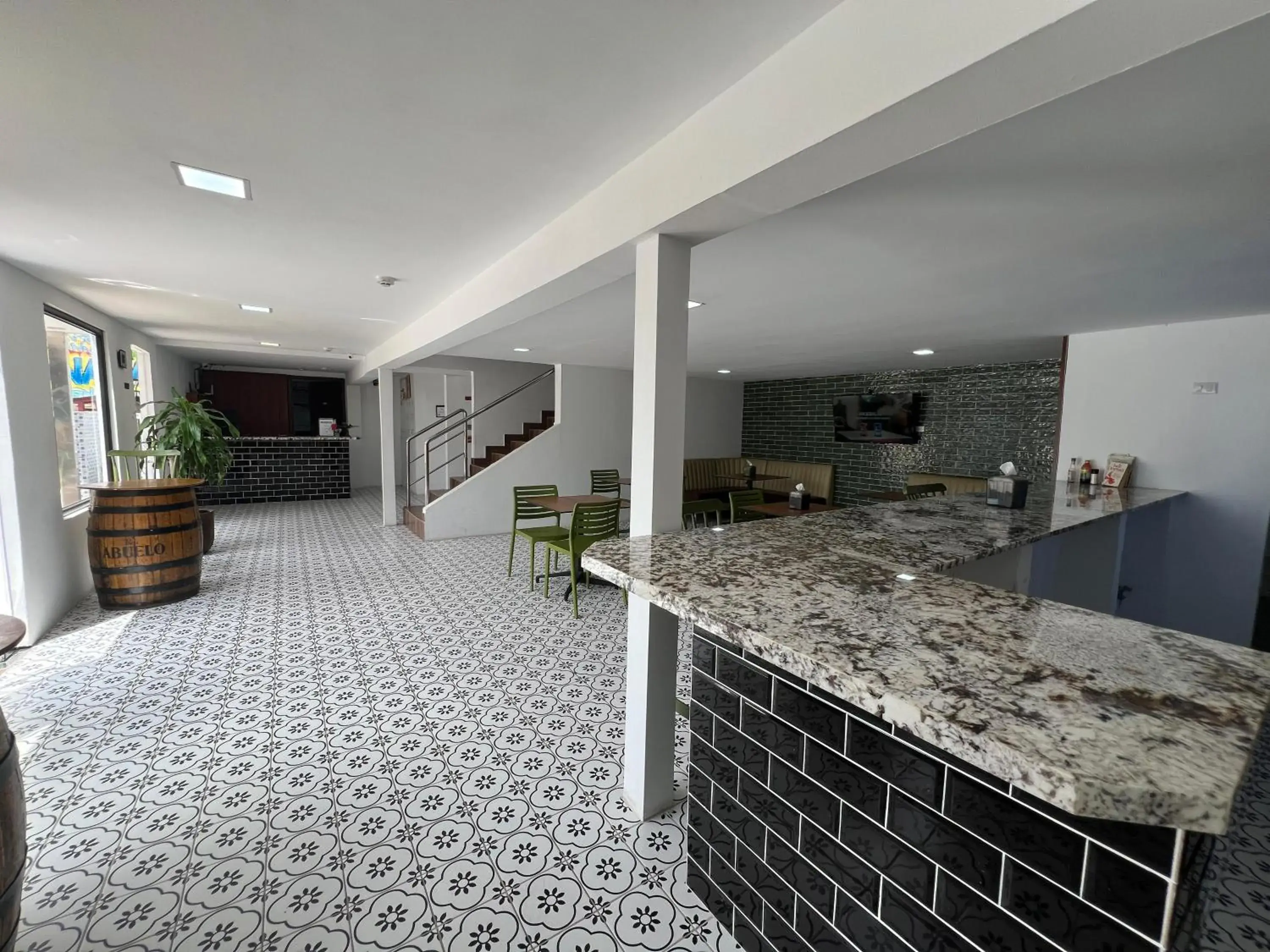 Restaurant/places to eat in Express Inn PTY Aeropuerto Internacional Panama Restaurant/places to eat in Express Inn PTY Aeropuerto Internacional Panama