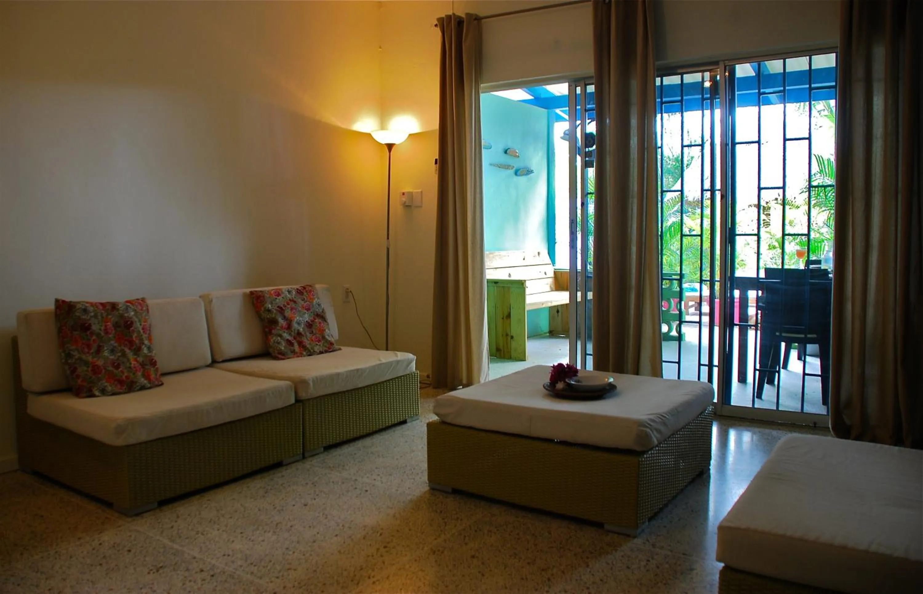 Living room in Caribbean Flower Apartments