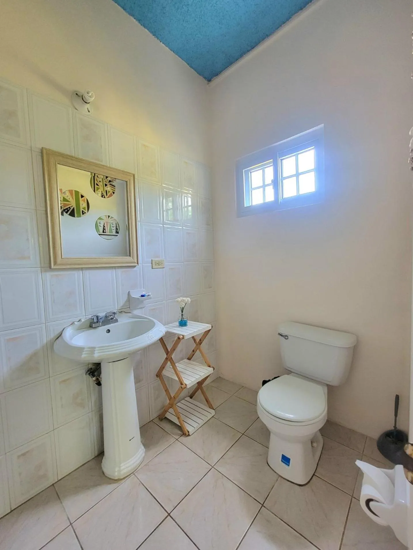 Bathroom in Green's Palace Jamaica