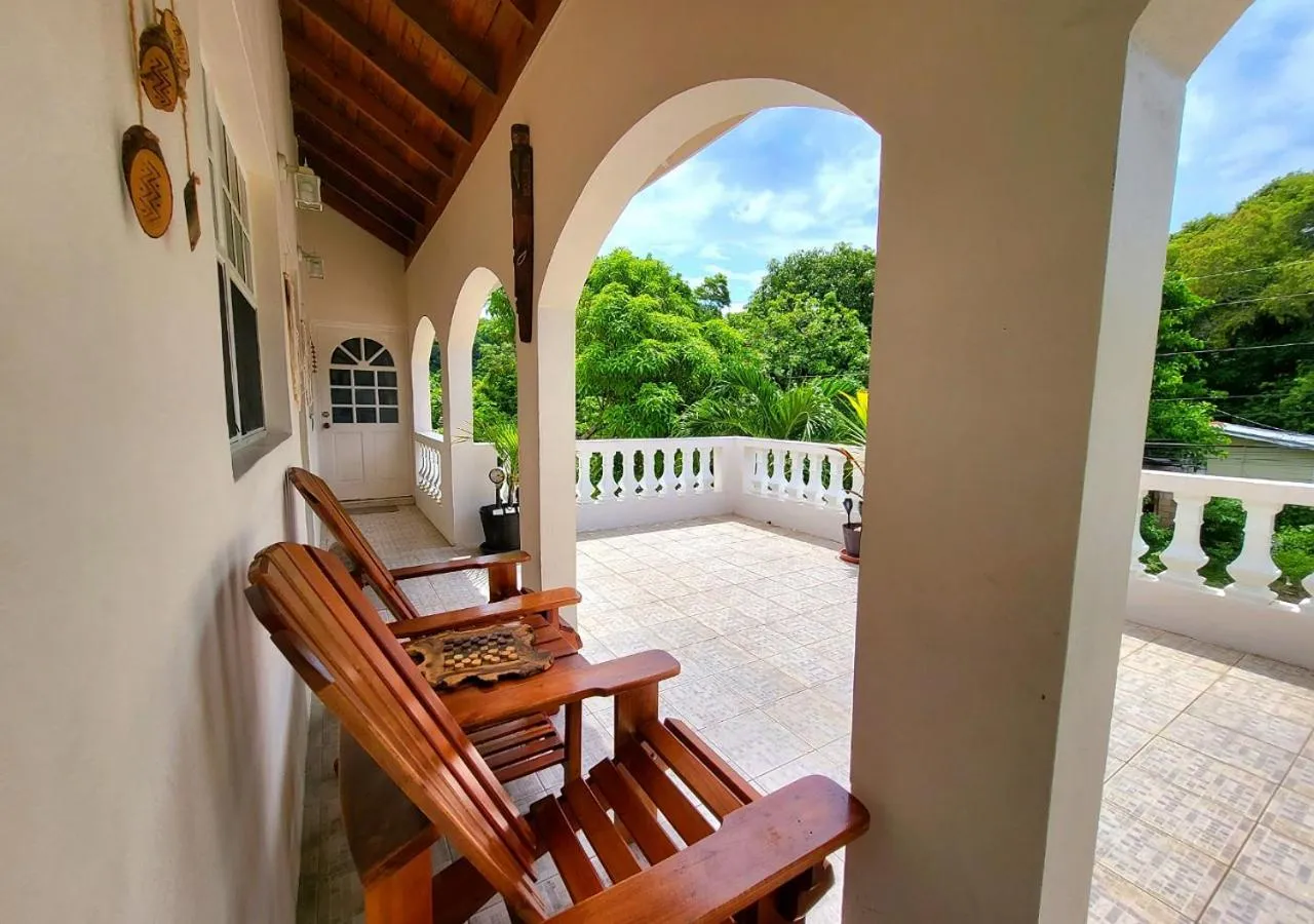 Balcony/Terrace in Green's Palace Jamaica