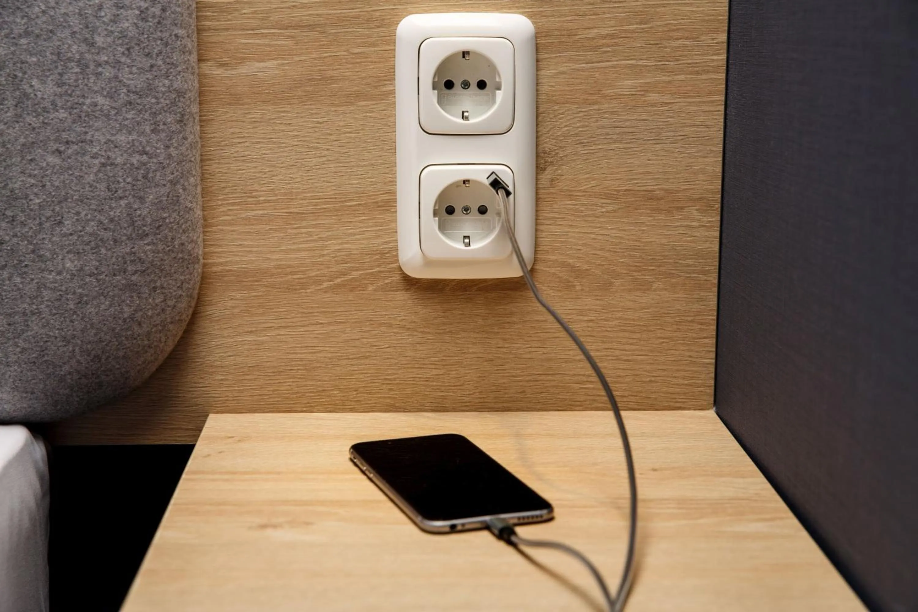 Photo of the whole room in Holiday Inn Express Frankfurt Airport by IHG