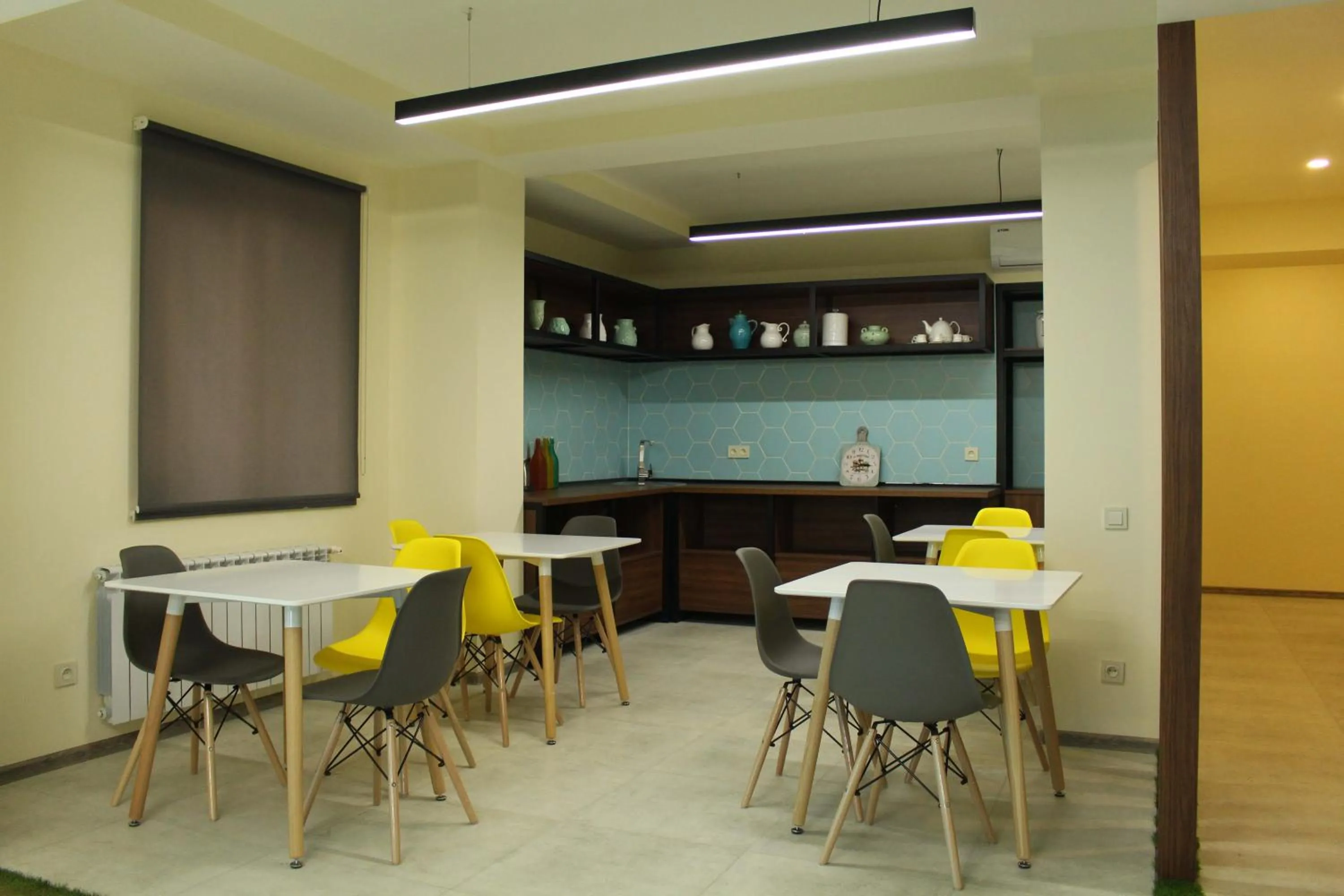 Restaurant/places to eat in MANDARIN Hotel