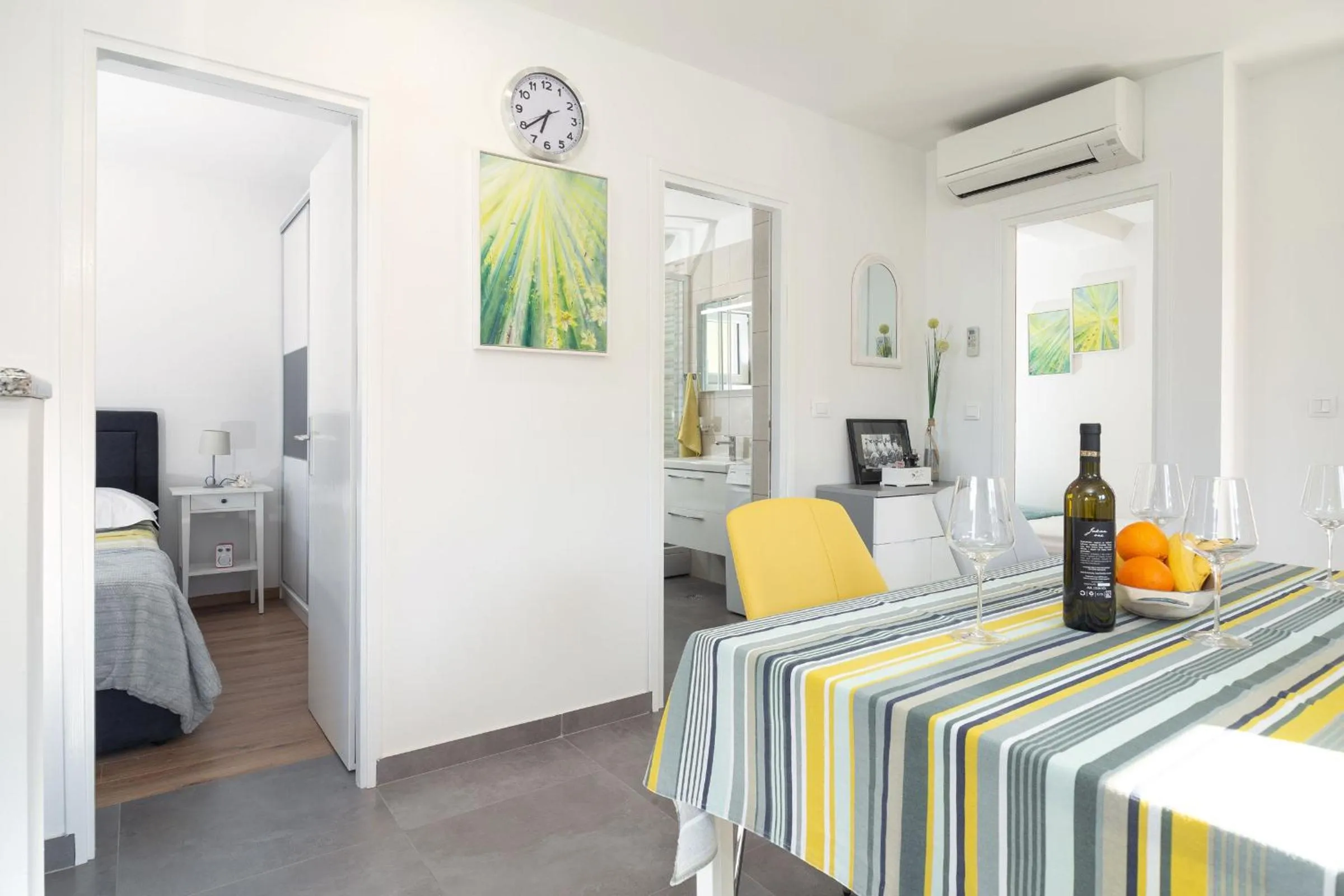 Dining area, Bed in Olive Eden Holiday Home