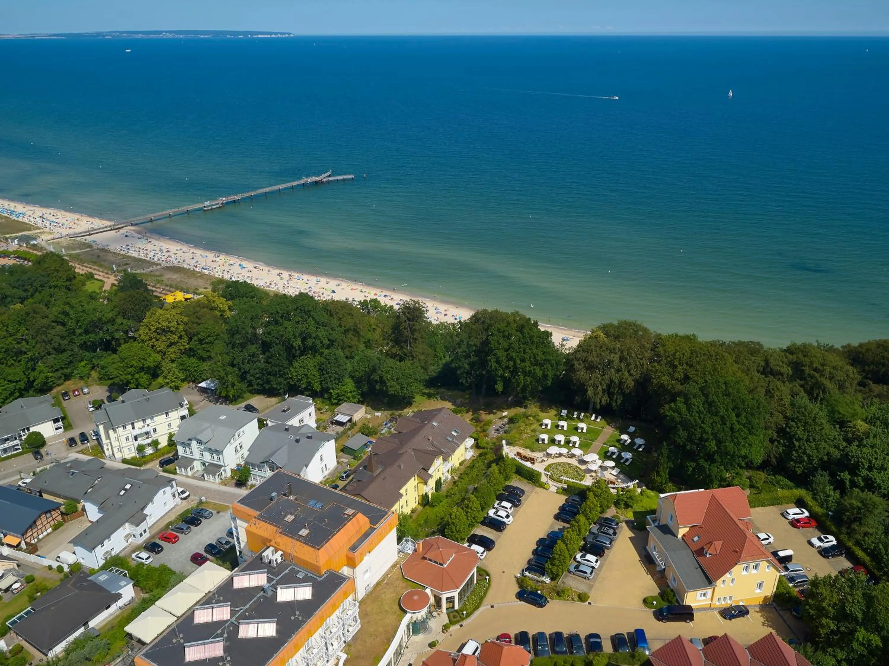 Bird's eye view in aja Nordperd & Villen Göhren