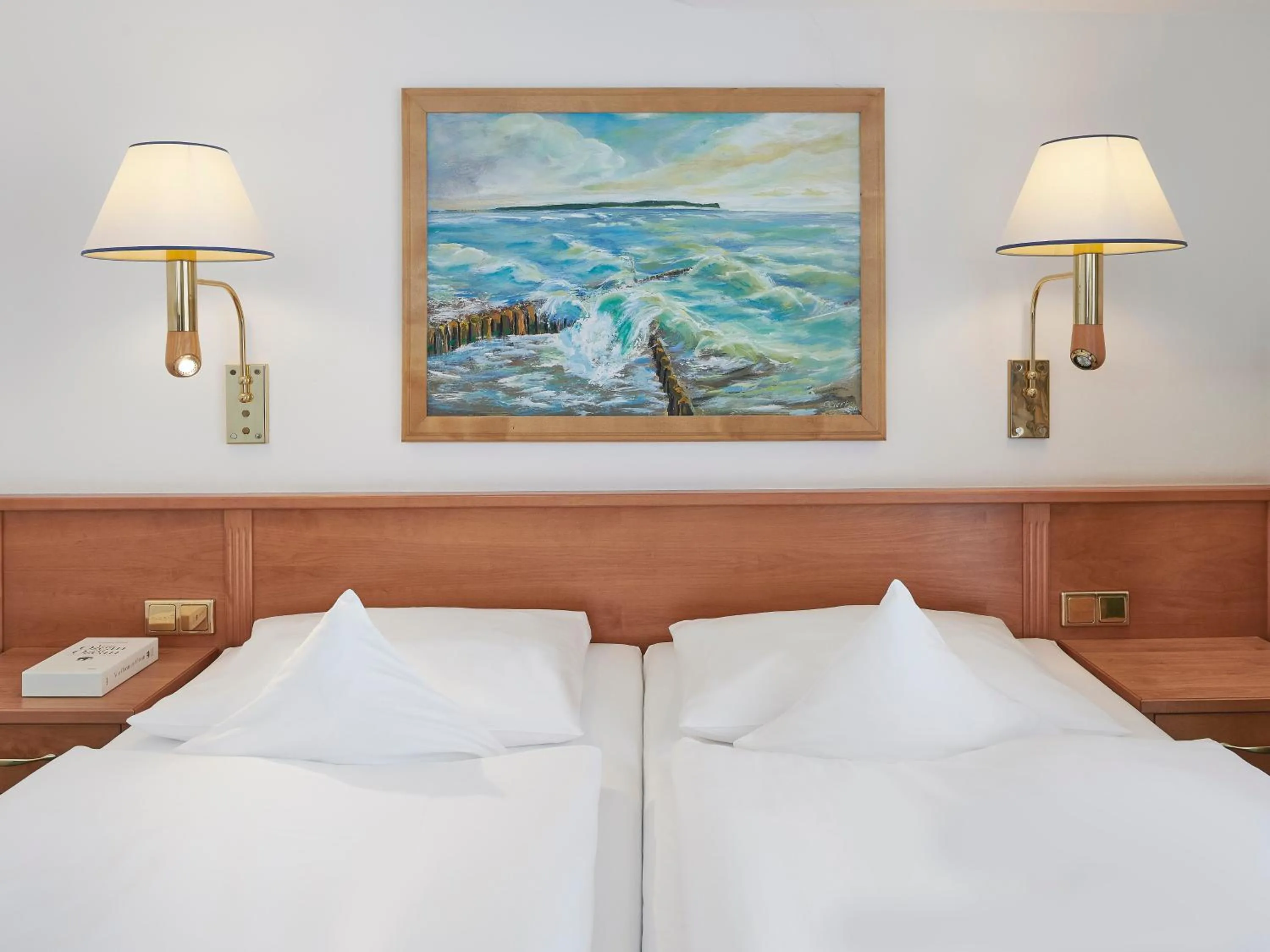 Bed in aja Nordperd & Villen Göhren