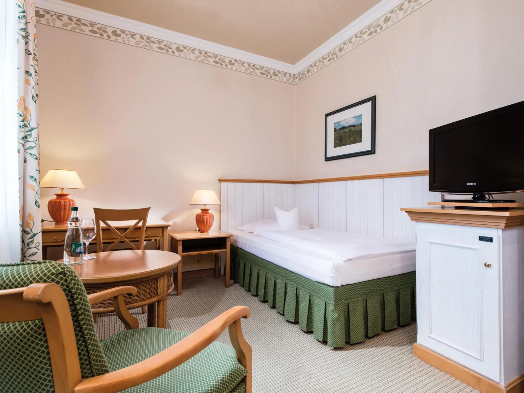 Decorative detail, Bed in aja Nordperd & Villen Göhren