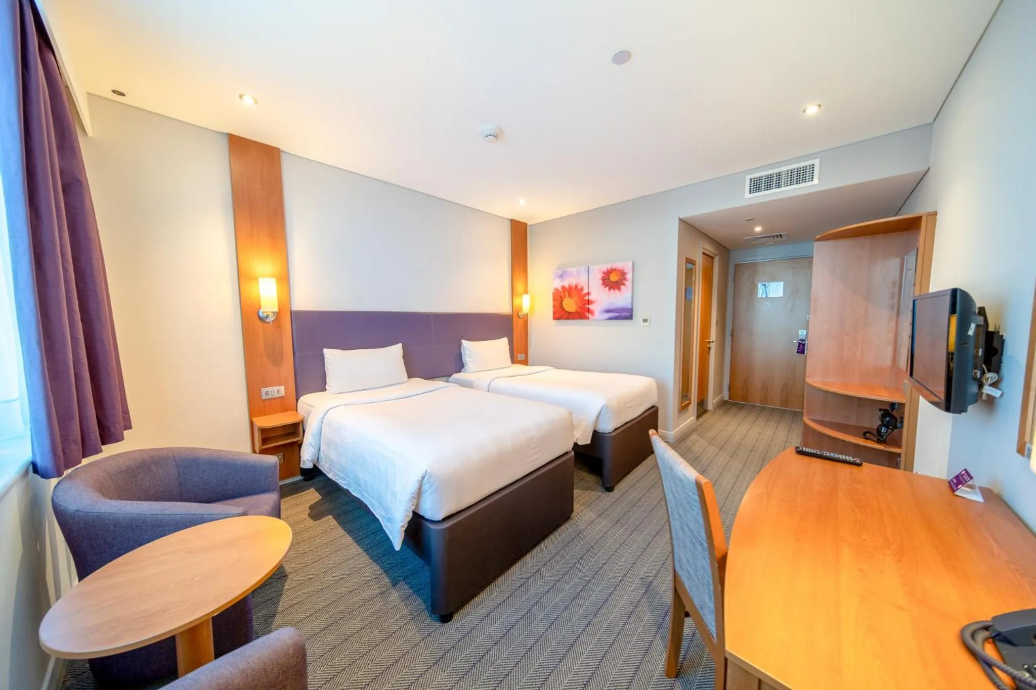 Bed in Premier Inn Abu Dhabi Airport Business Park