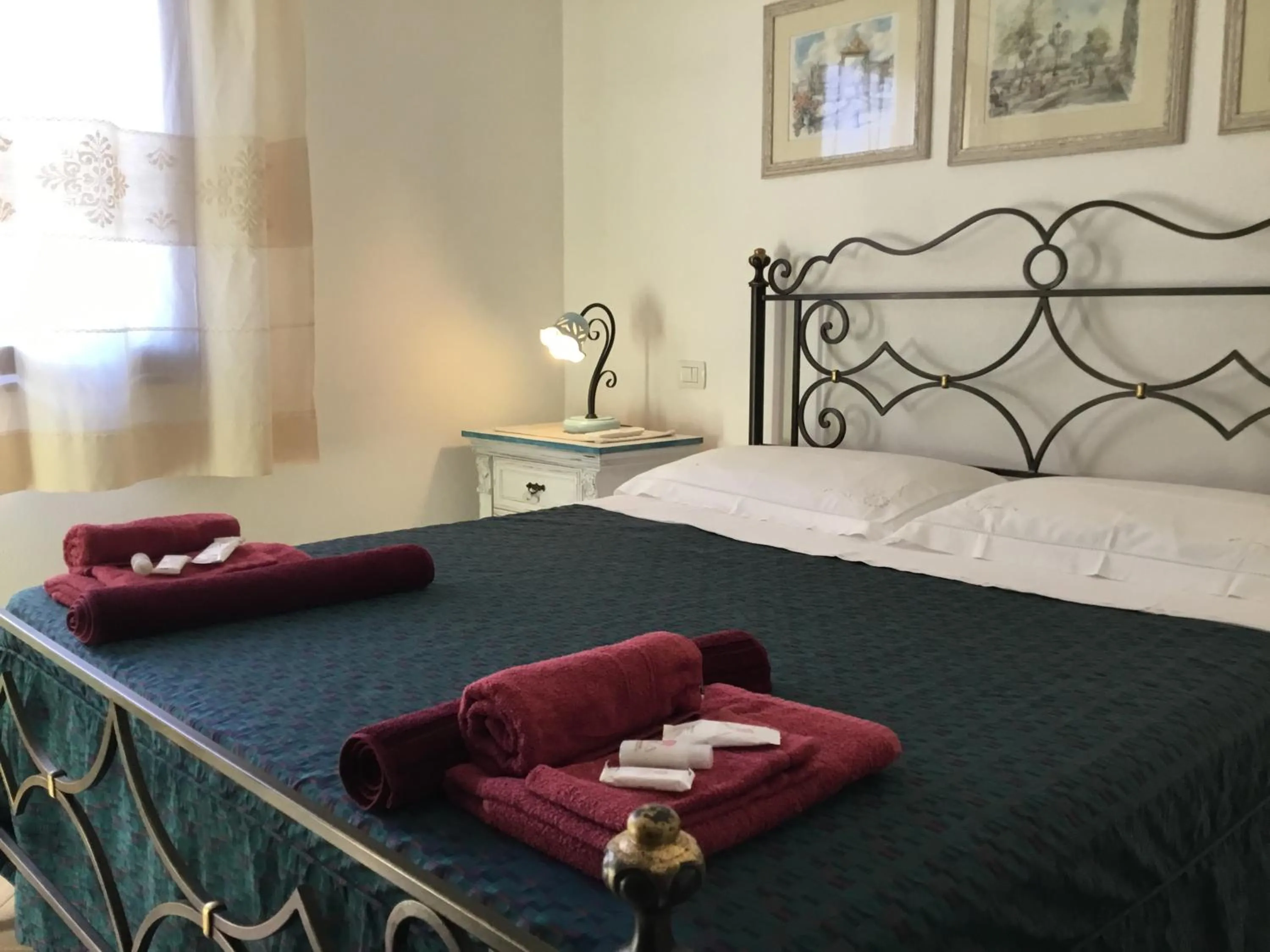 Bed in B&B Levante Posada