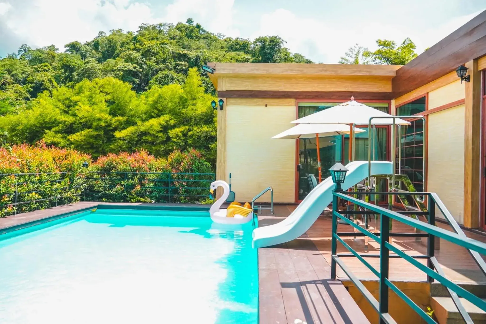 Swimming pool in The X10 private pool villa khaoyai SHA Certified เขาใหญ่ Swimming pool in The X10 private pool villa khaoyai SHA Certified เขาใหญ่