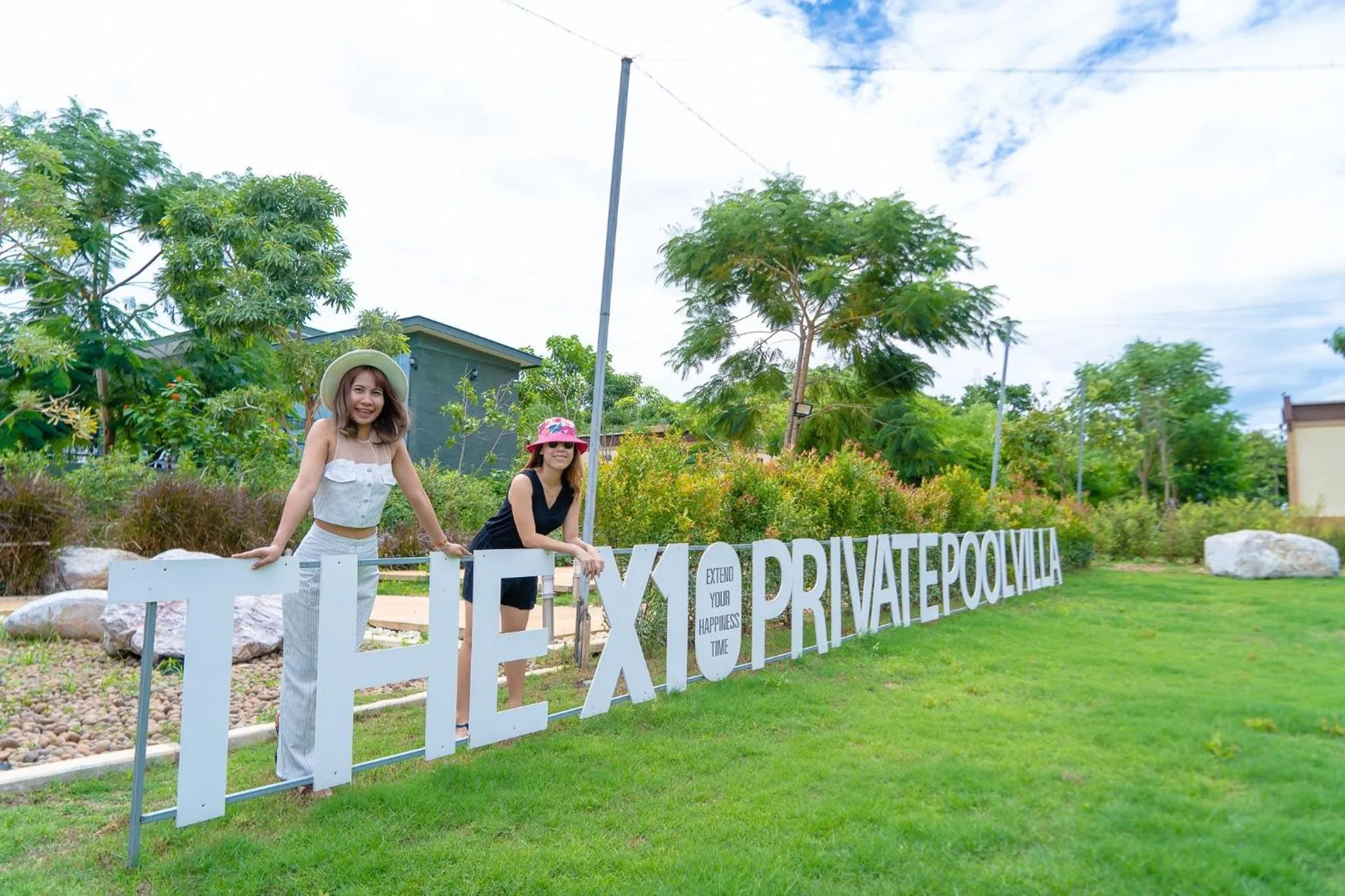 Garden in The X10 private pool villa khaoyai SHA Certified เขาใหญ่