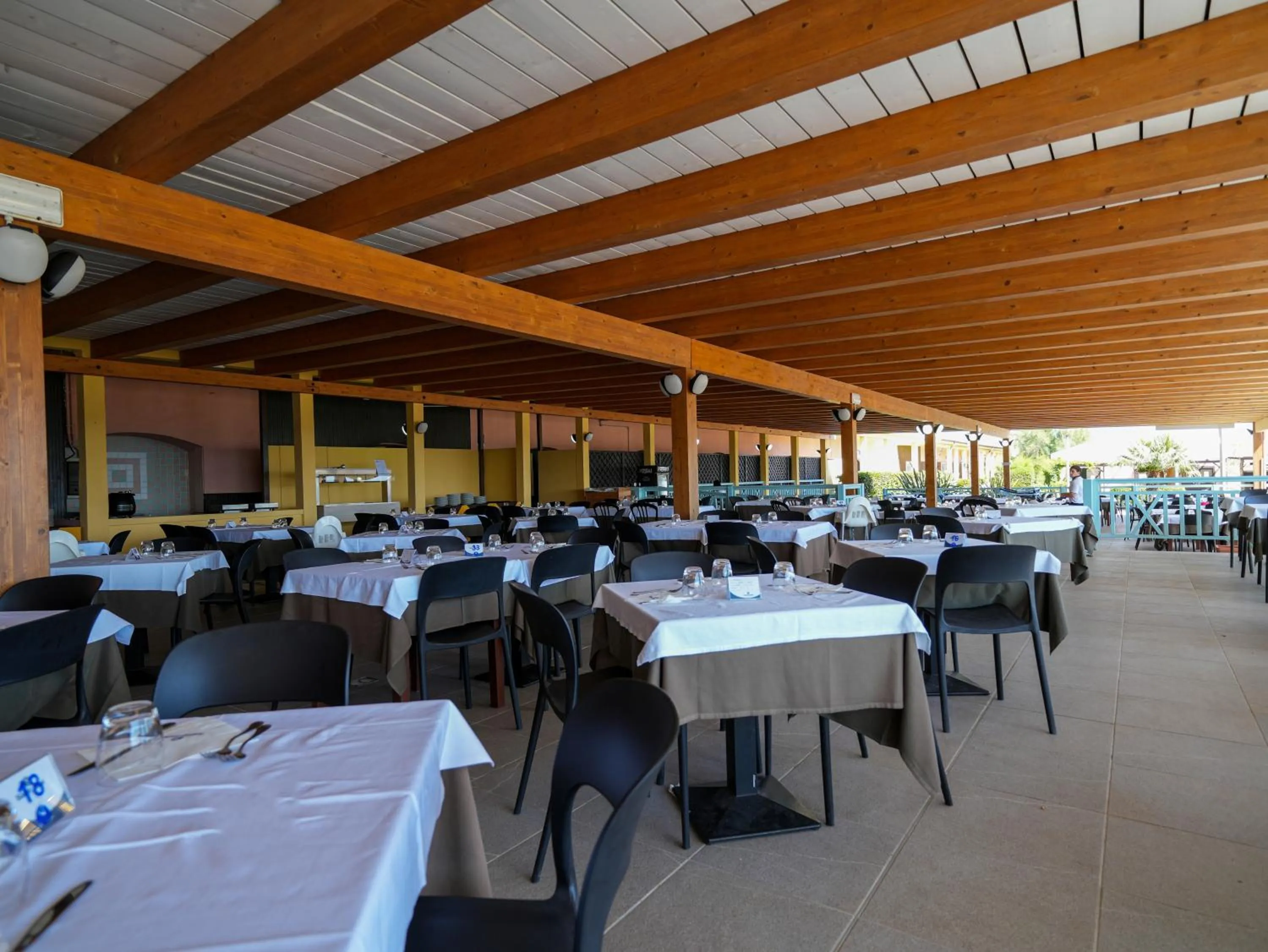 Restaurant/places to eat in Le Tonnare di Stintino - Beach Resort