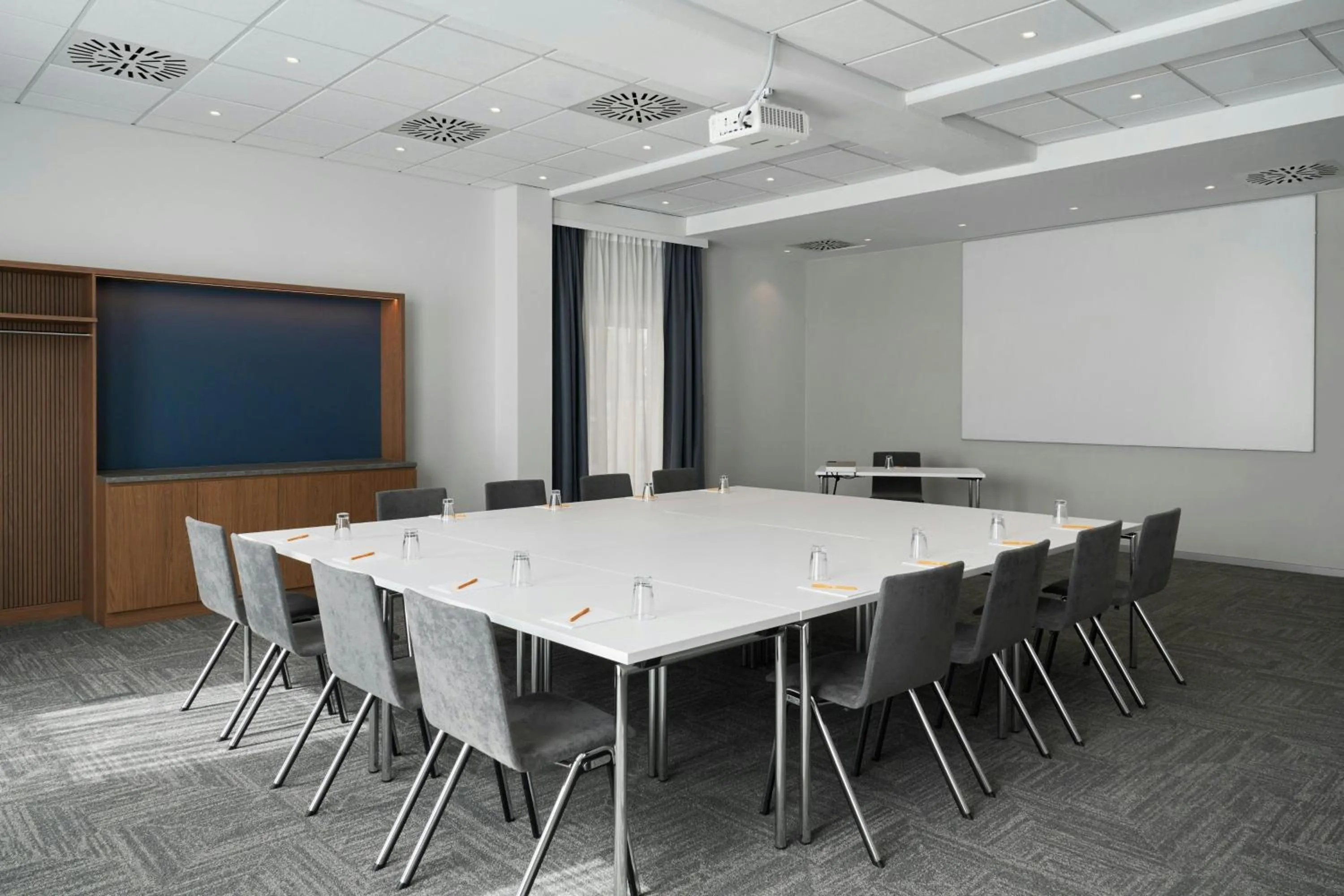 Meeting/conference room in Four Points Flex by Sheraton Göttingen