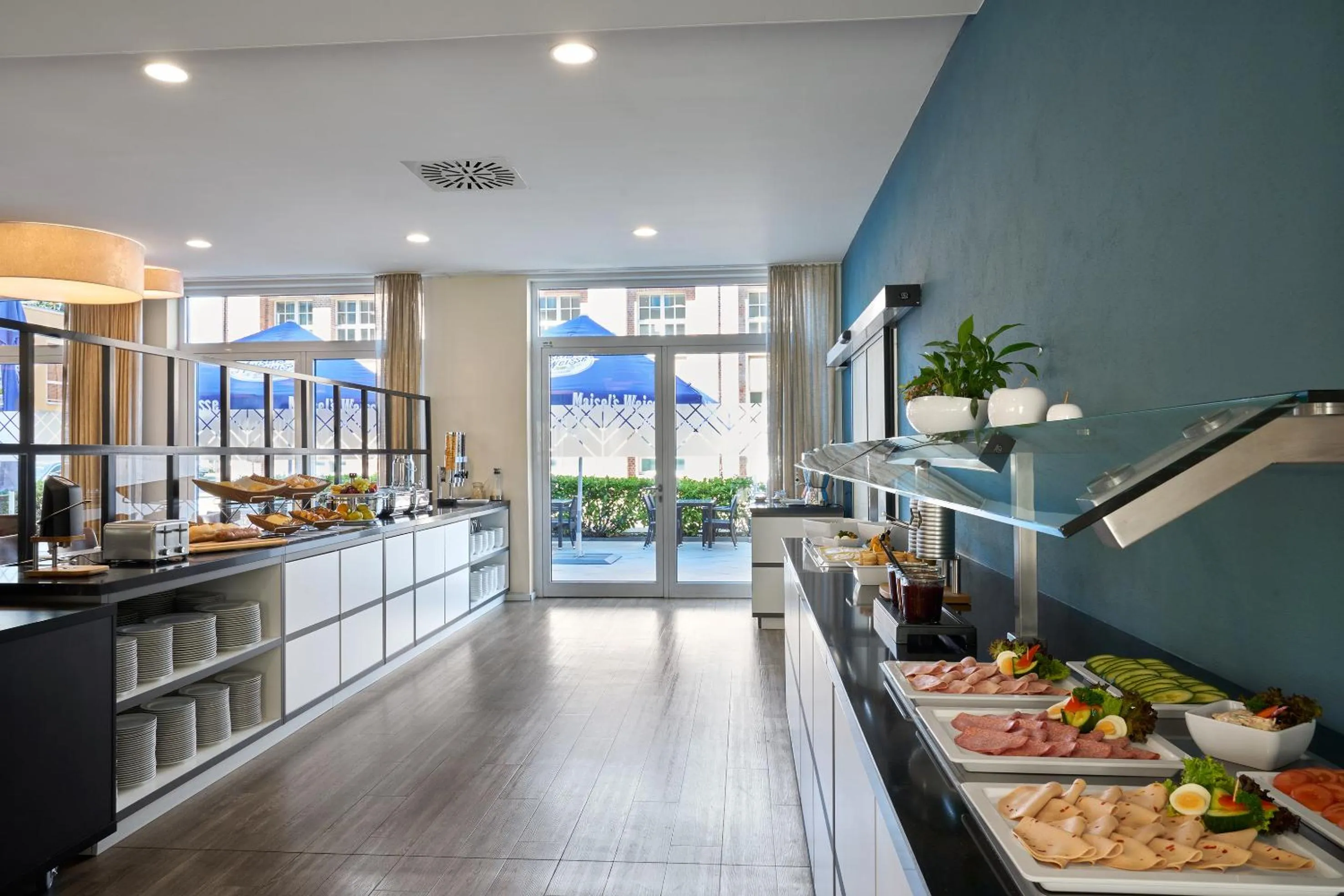 Breakfast in Four Points Flex by Sheraton Göttingen