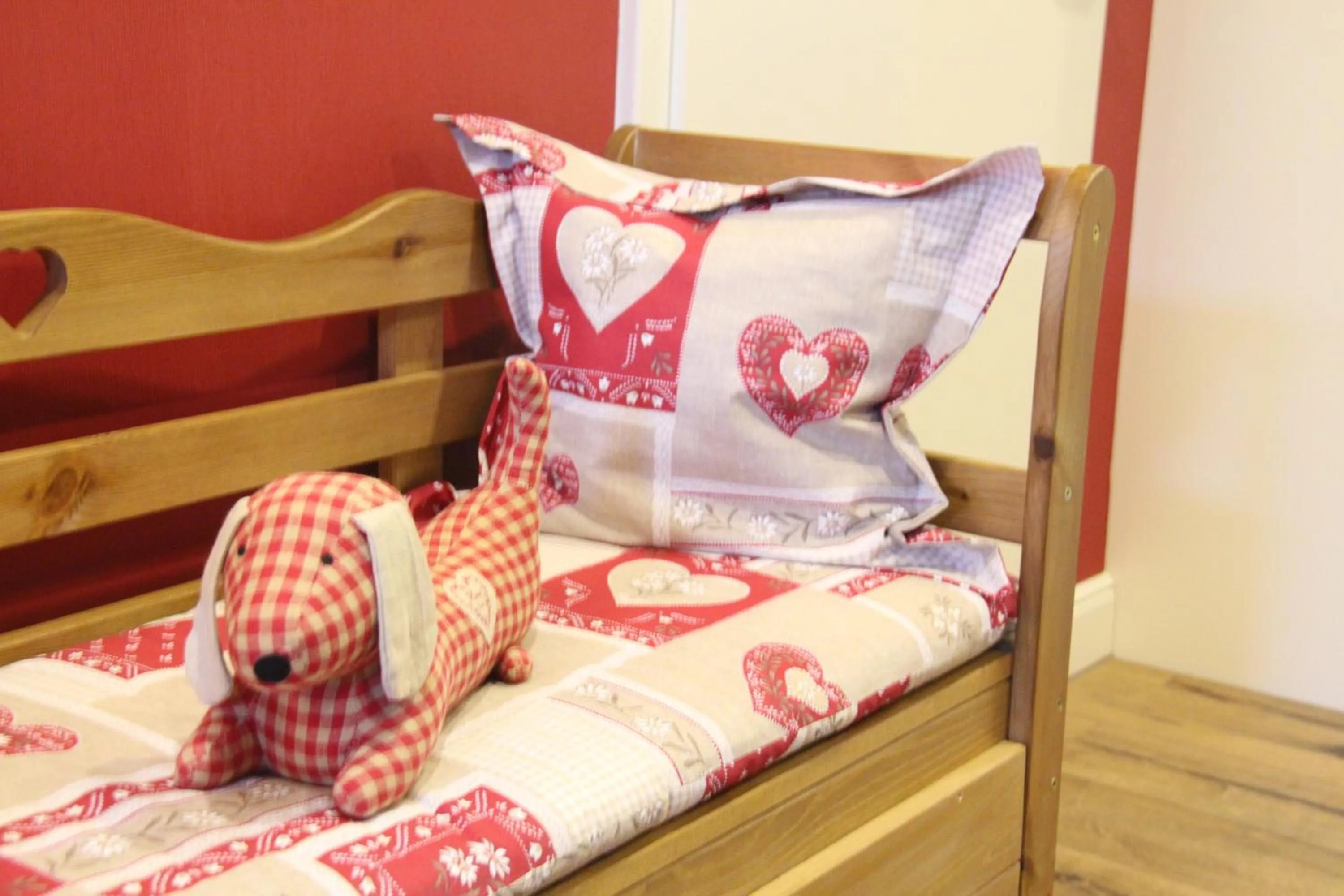 Decorative detail, Bed in Hotel Röhrsdorfer Hof